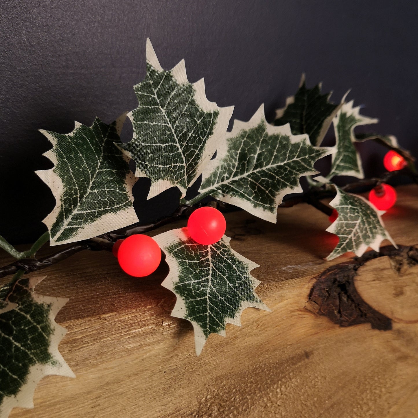 1.8m Artificial Garland with Berries & Lights Battery Operated with 35 Warm White LEDs