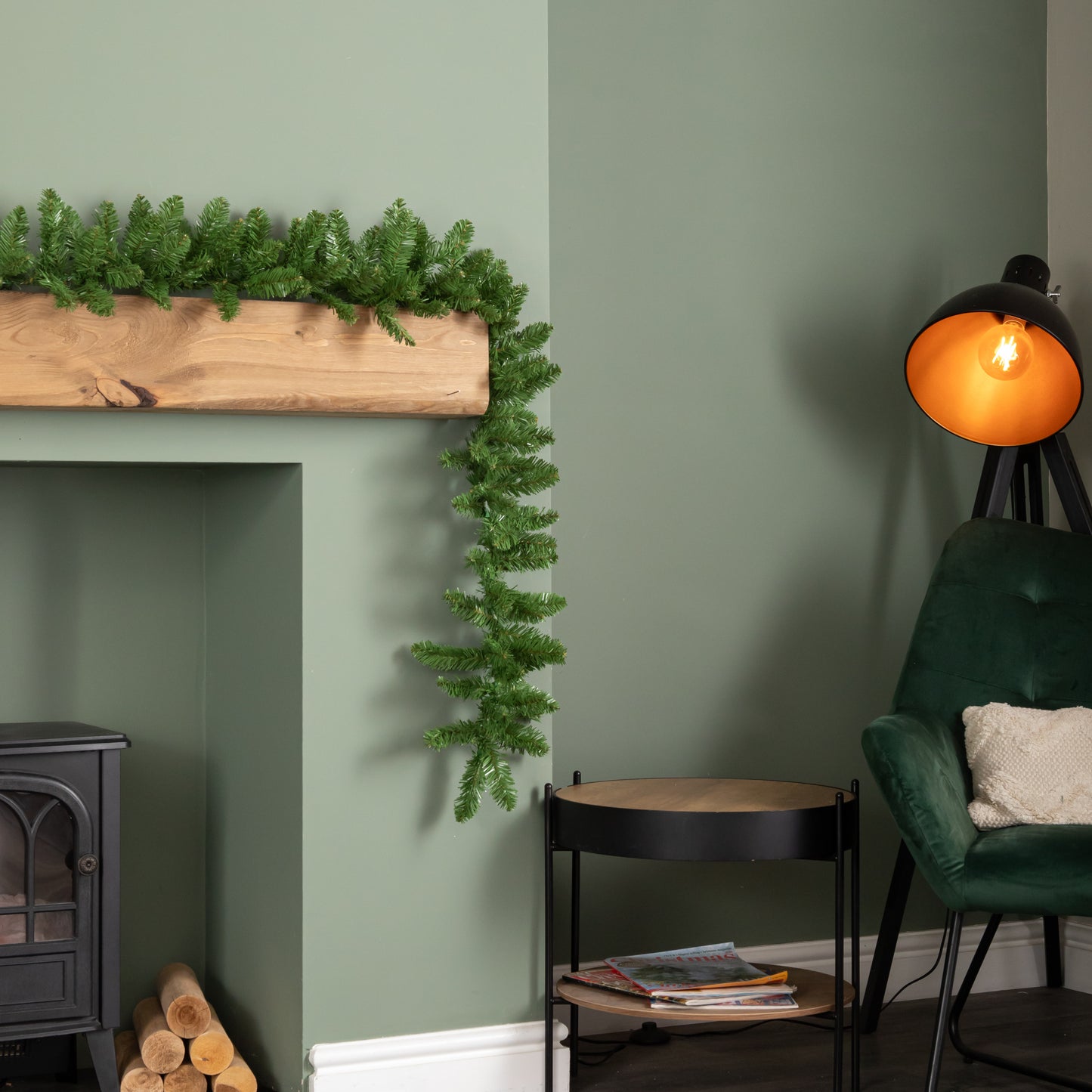 2.7m Plain Green Christmas Garland with 200 Bullet Tips