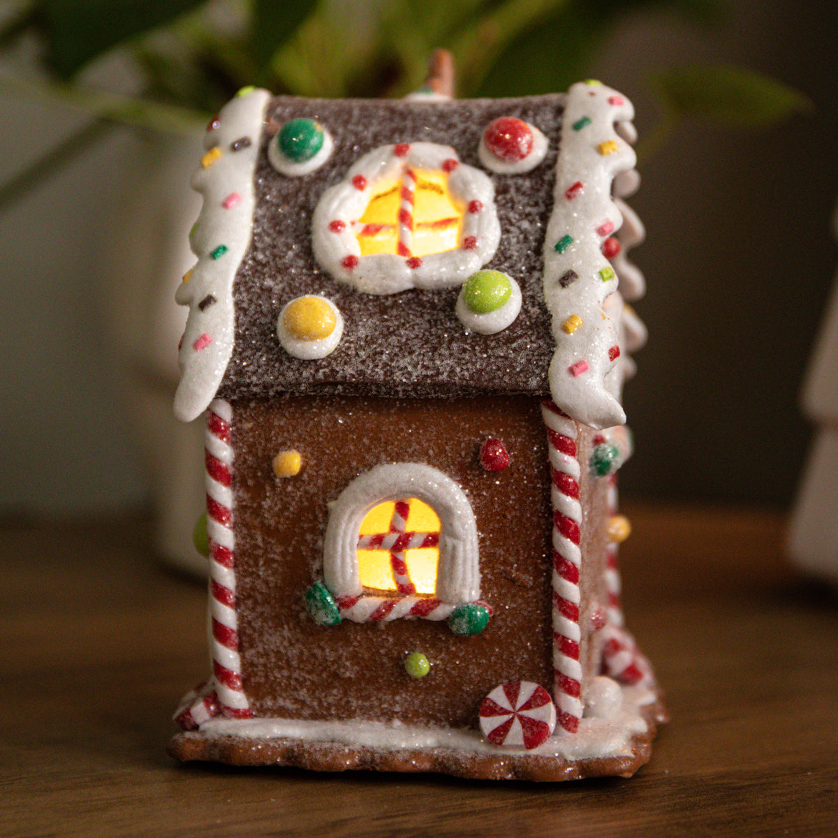 14cm Battery Operated Light up Gingerbread Candy Cottage with Warm White LEDs