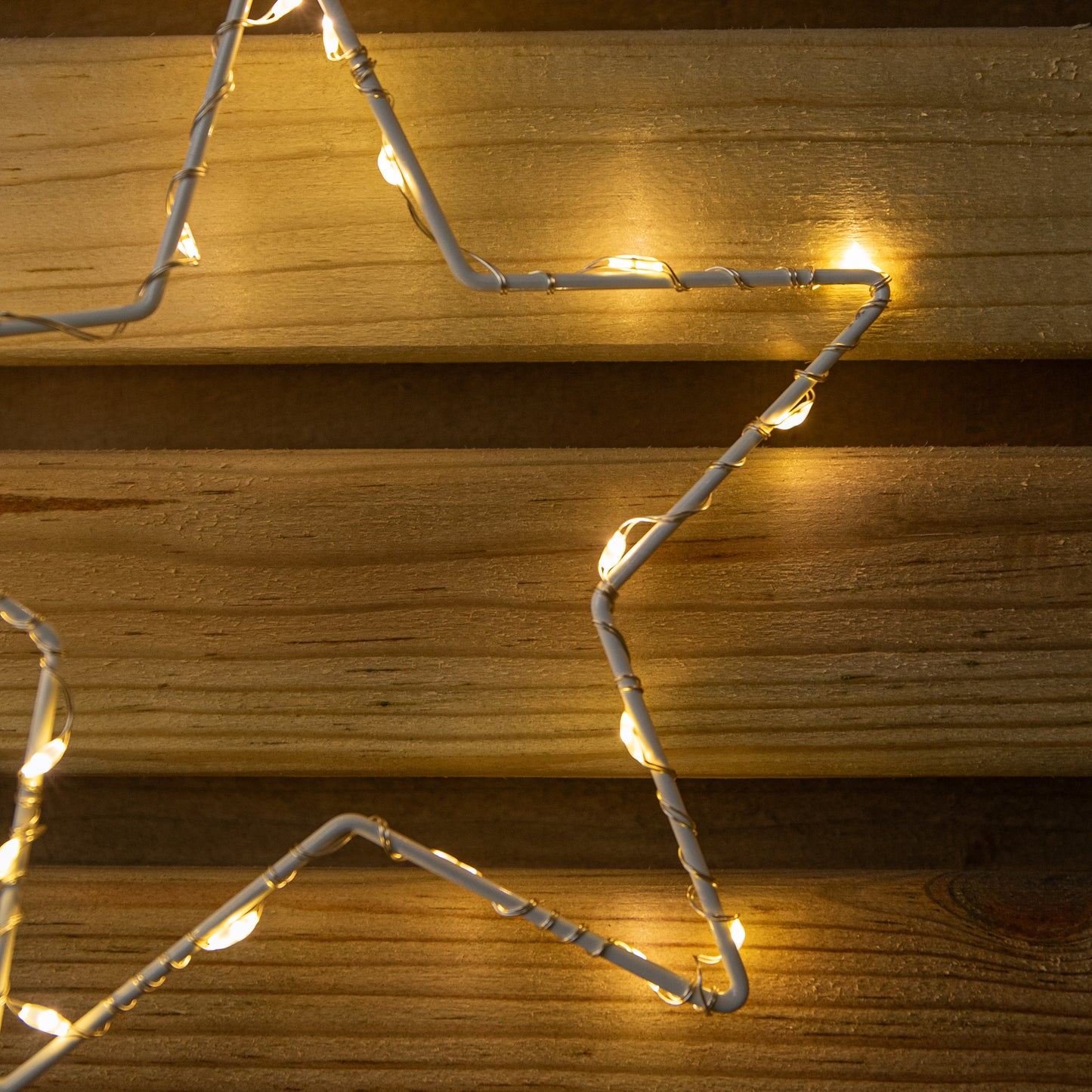 Factory Seconds: 1.2m x 1.2m Light up Star Pin Wire Christmas Curtain Lights with 303 Warm White LEDs