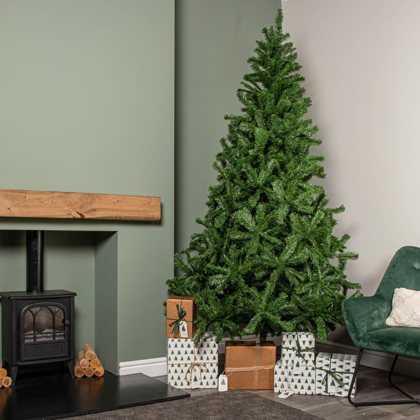 8ft Colorado Spruce Christmas Tree in Green with 1095 tips 148cm Diameter