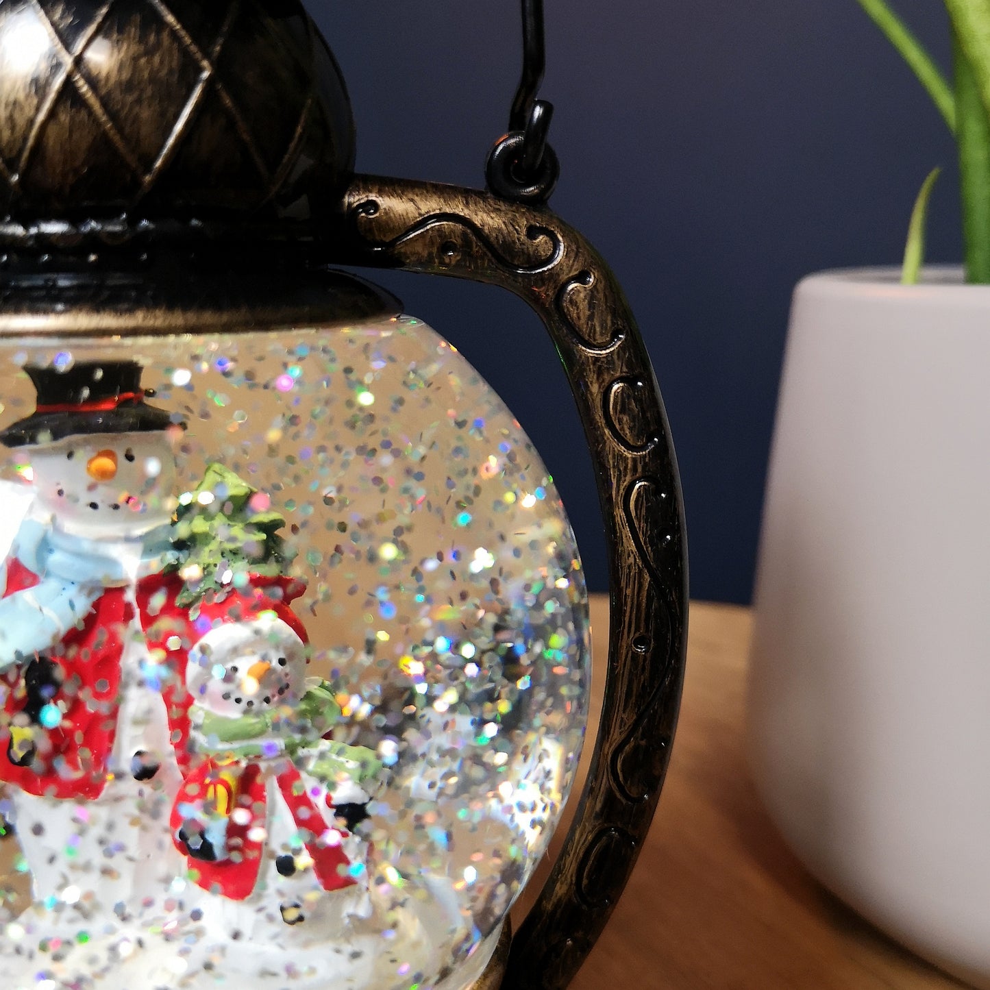 20cm LED Christmas Glitter Water Spinner Antique Lantern Snowy Snowman Scene