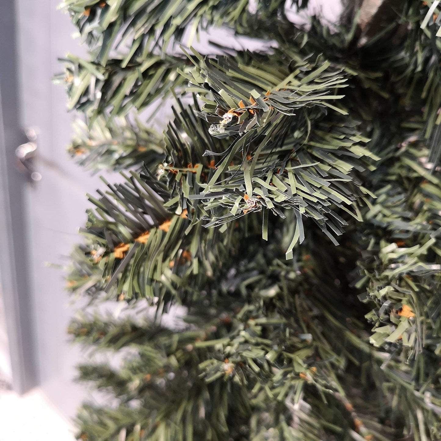 Factory Seconds: 2.4m (8ft) Tall Single Door Indoor Christmas Tree Arch in Green