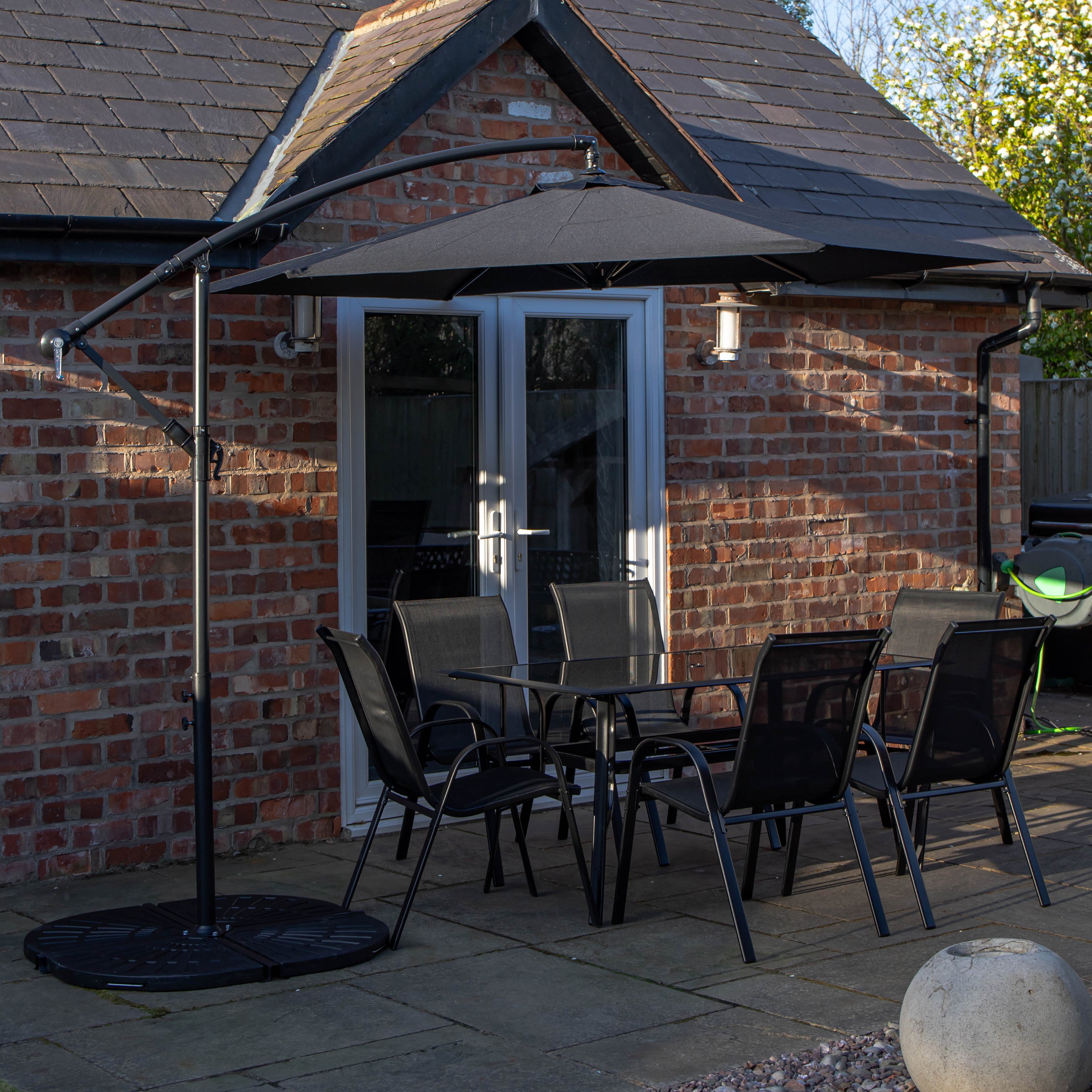 Outdoor 6 Person Rectangular Glass Top Garden Dining Table Chairs With Black Banana Parasol and Base