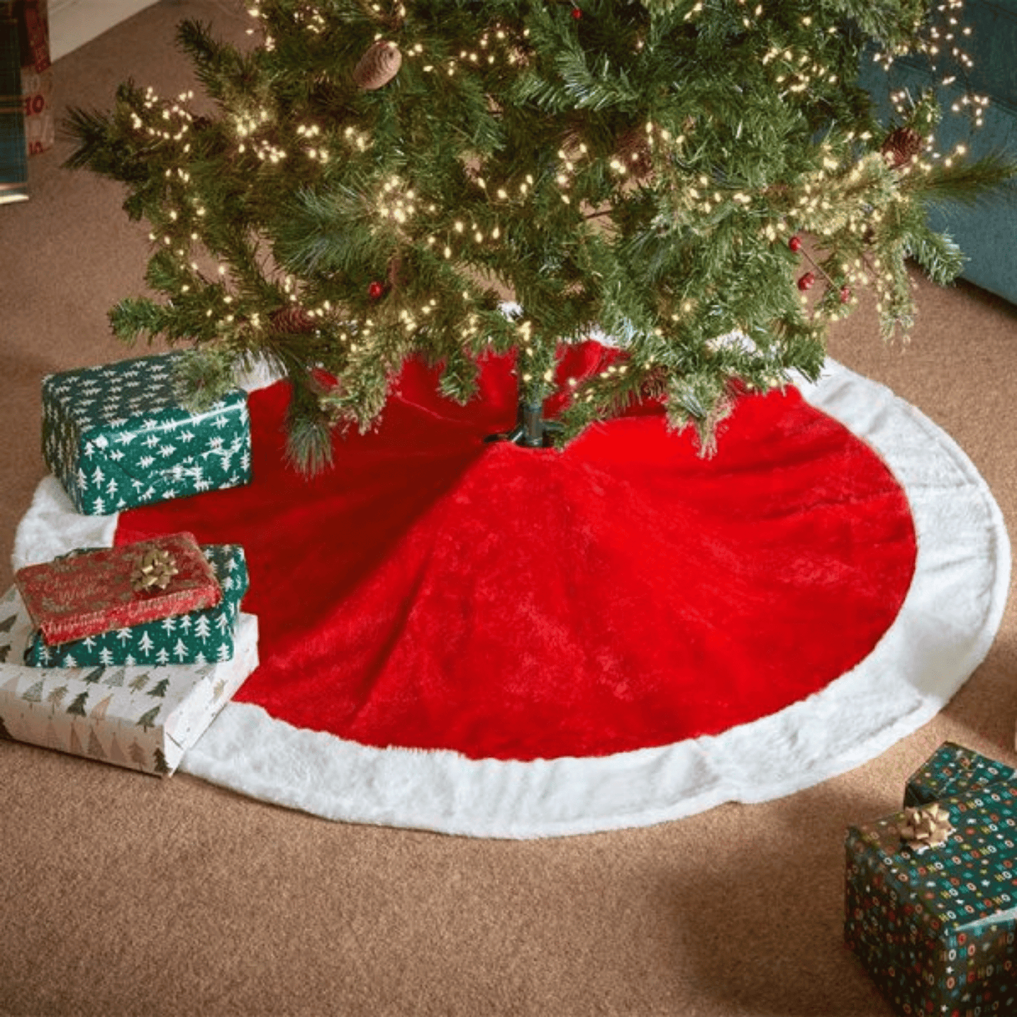 1.2m Red and White Soft Fabric Traditional Christmas Tree Skirt