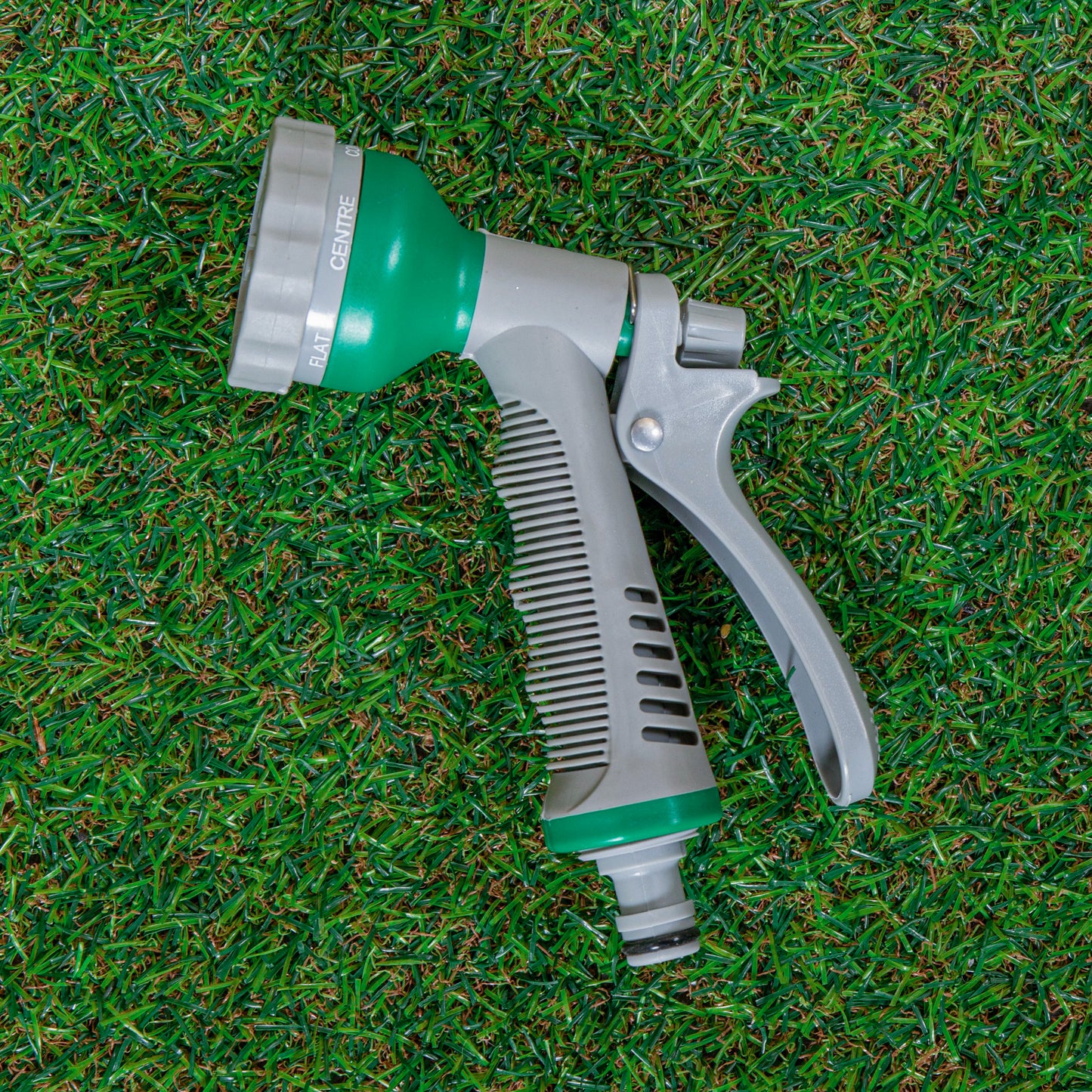30m Reinforced Green Garden Hosepipe with Spray Gun Set