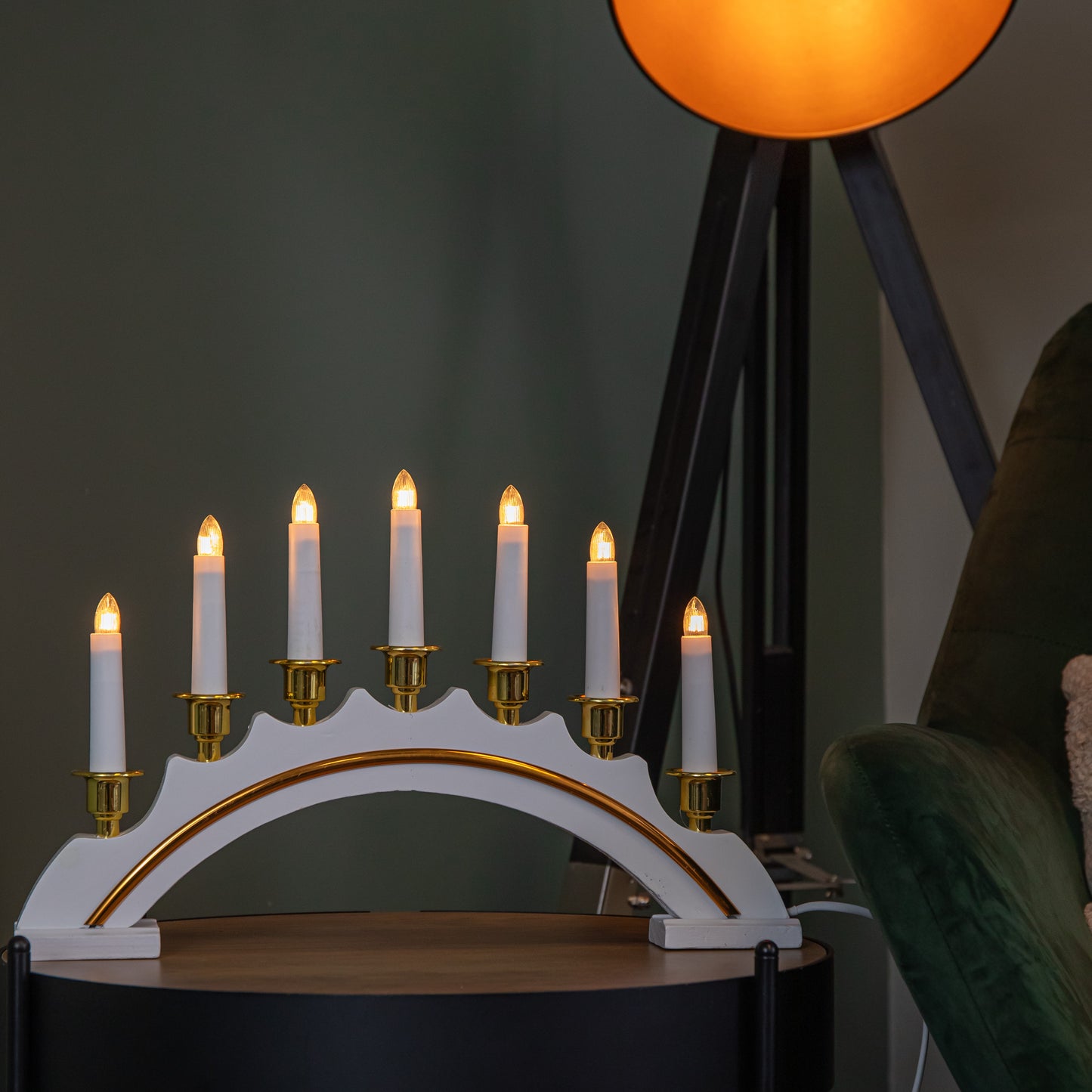 42cm Light up Christmas Candle Bridge in White with 7 Bulbs