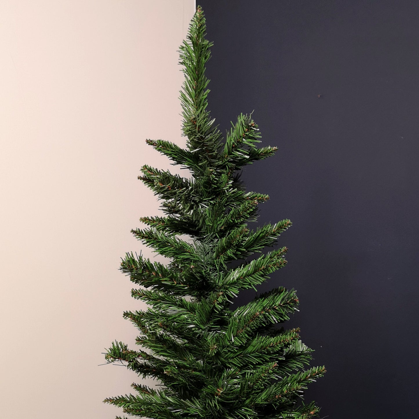 Factory Seconds: 4ft (1.2m) Pencil Style Slim Artificial Christmas Tree in Green