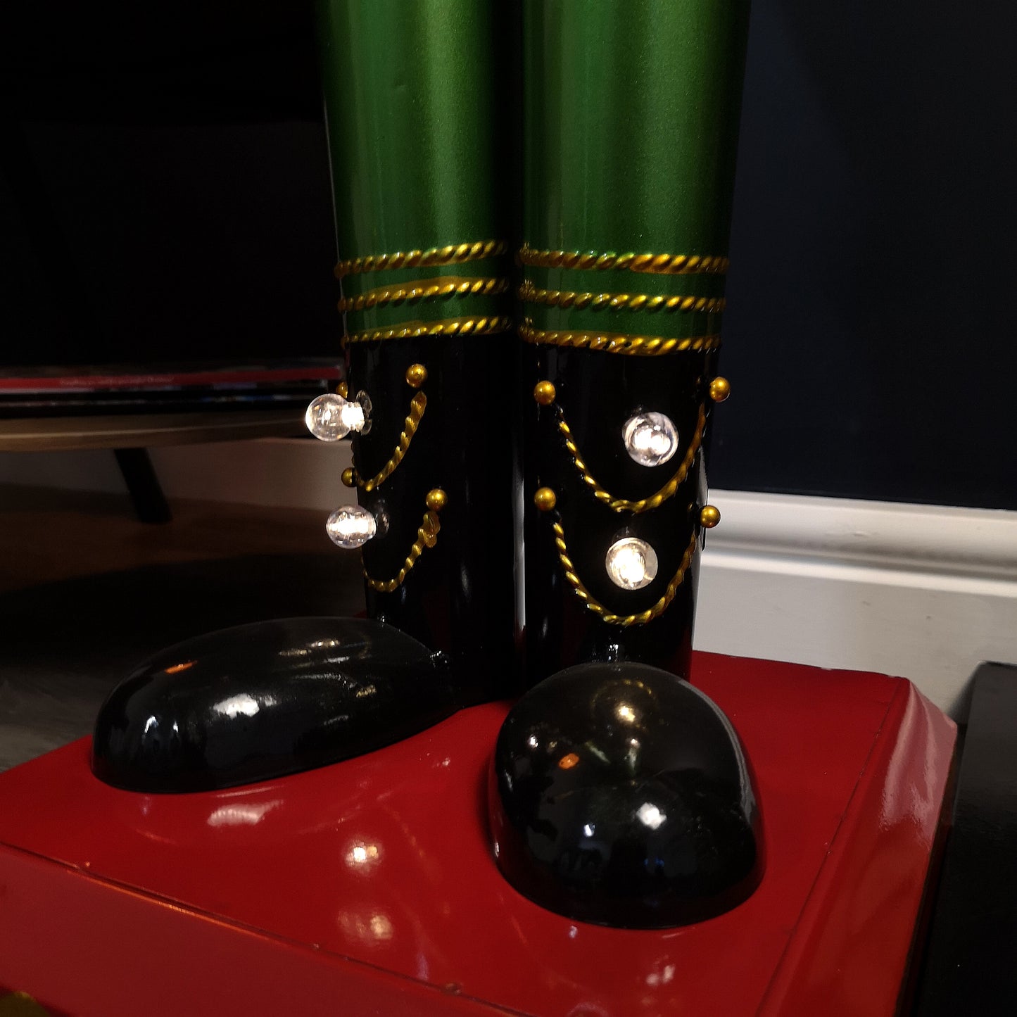 119cm Light Up Nutcracker Soldier LED Christmas Metal Ornament Home Decoration