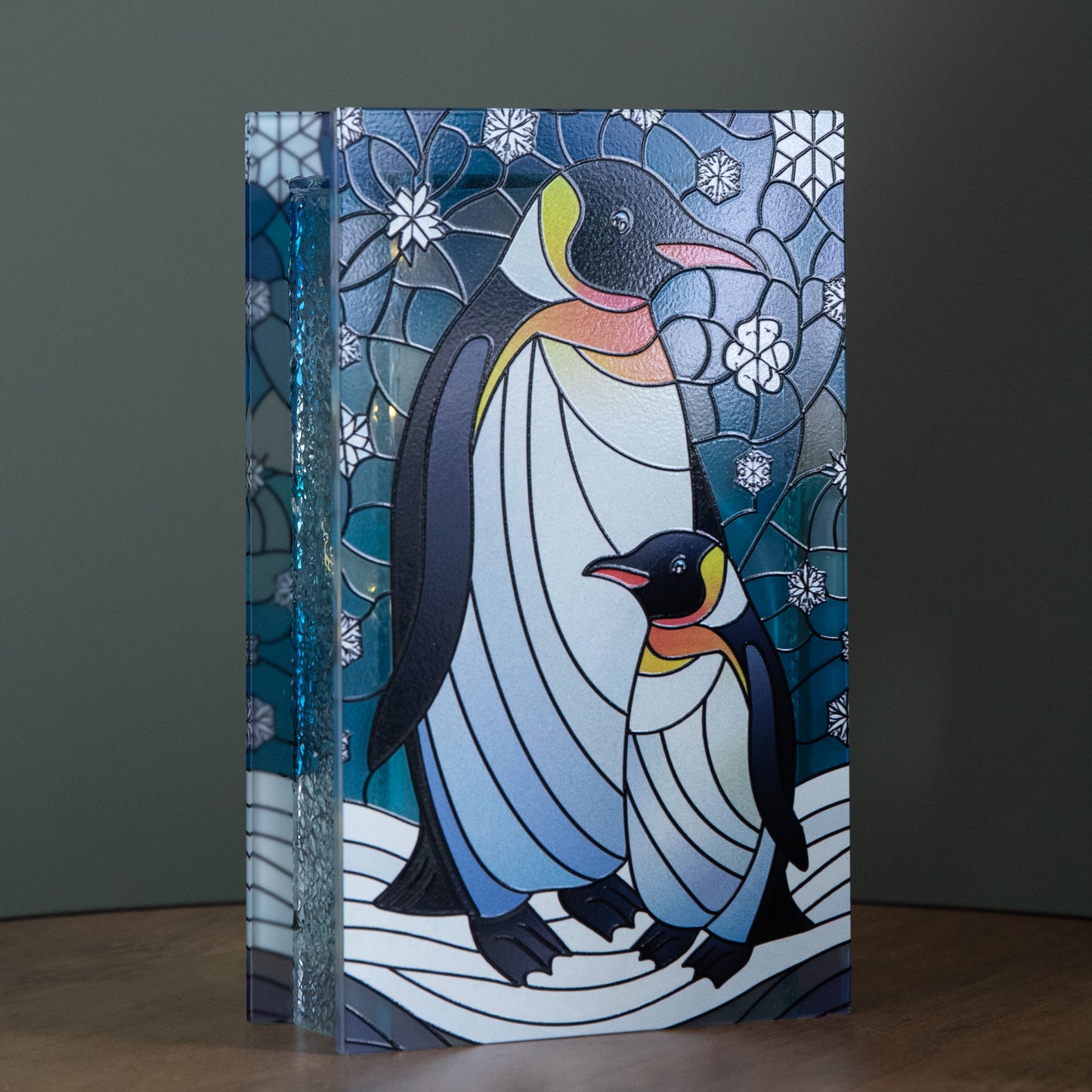 21cm Battery Operated Light up Double Sided Stained Glass Mother & Baby Penguin Decoration with LEDs
