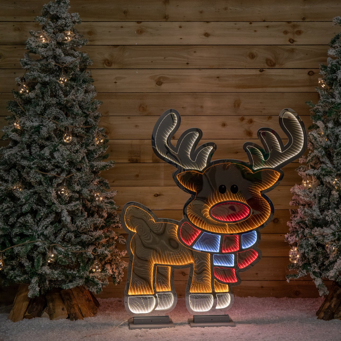 1.20m x 1.9m Light up Cute Christmas Reindeer Infinity Mirror Decoration with Multi-Coloured LEDs