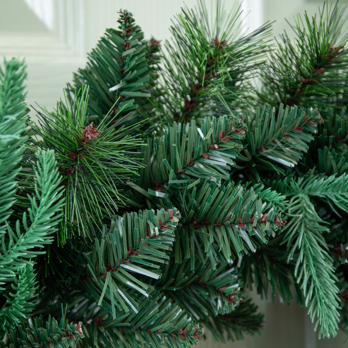 50cm Hanging Artificial Green Norfolk Pine Christmas Wreath with PE & PVC Tips