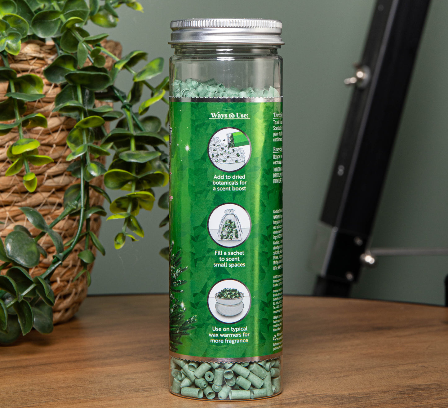 125g White Winter Fir Scentsicles Scentfetti Christmas Decoration