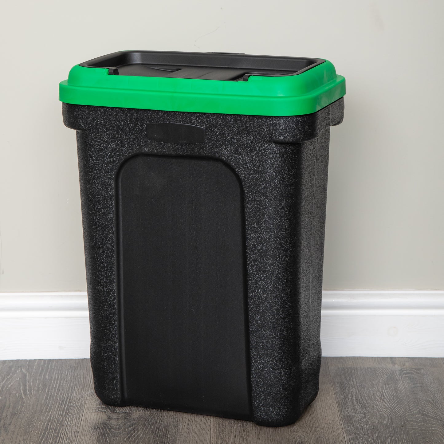30 Litre Plastic Dried Pet Food Storage Container Tub with Food Scoop