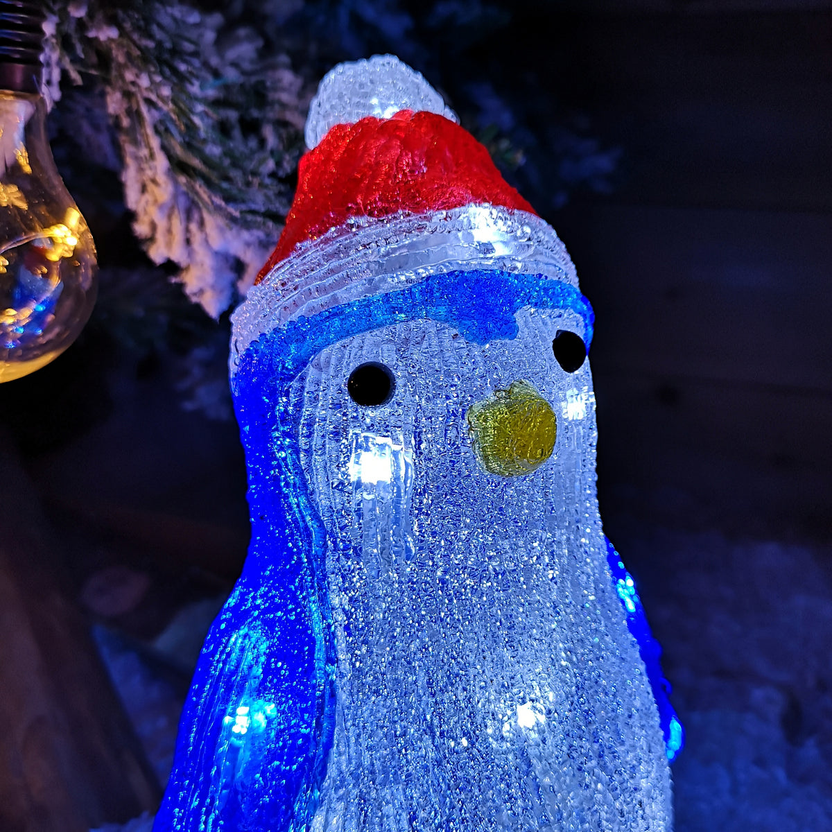 30cm Light Up LED Standing Acrylic Christmas Penguin Decoration With Santas Hat Indoor Outdoor