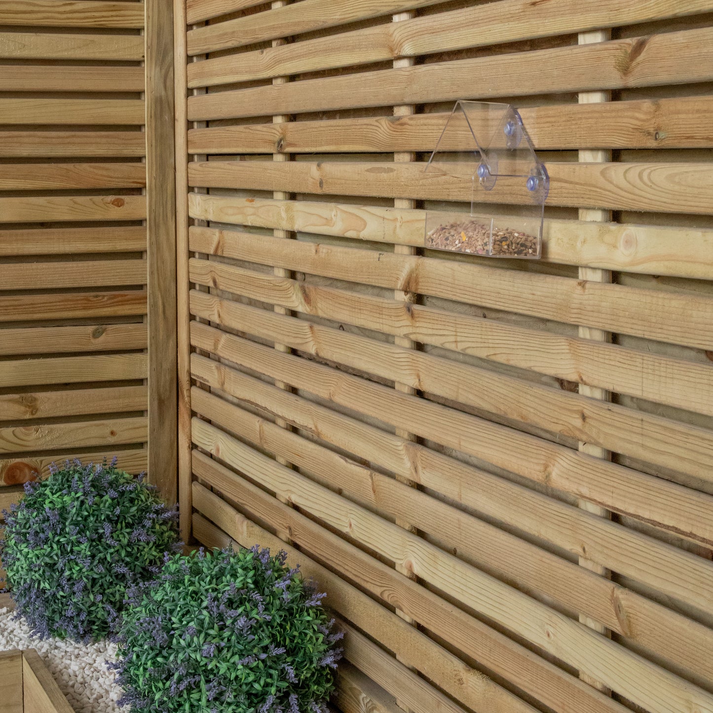 15cm Plastic Window Wild Bird Seed Feeder Box with Suction Cups