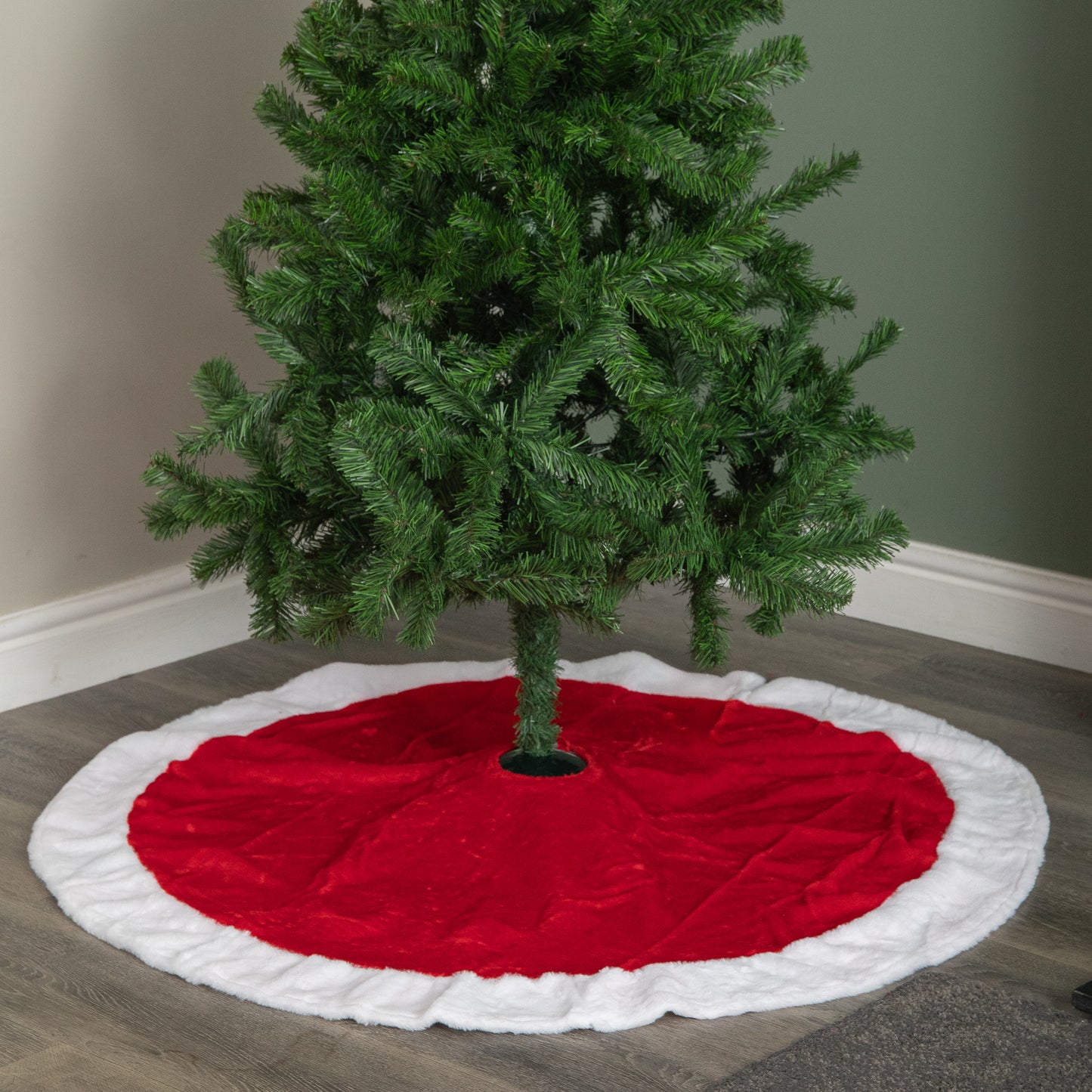 1.2m Red and White Soft Fabric Traditional Christmas Tree Skirt