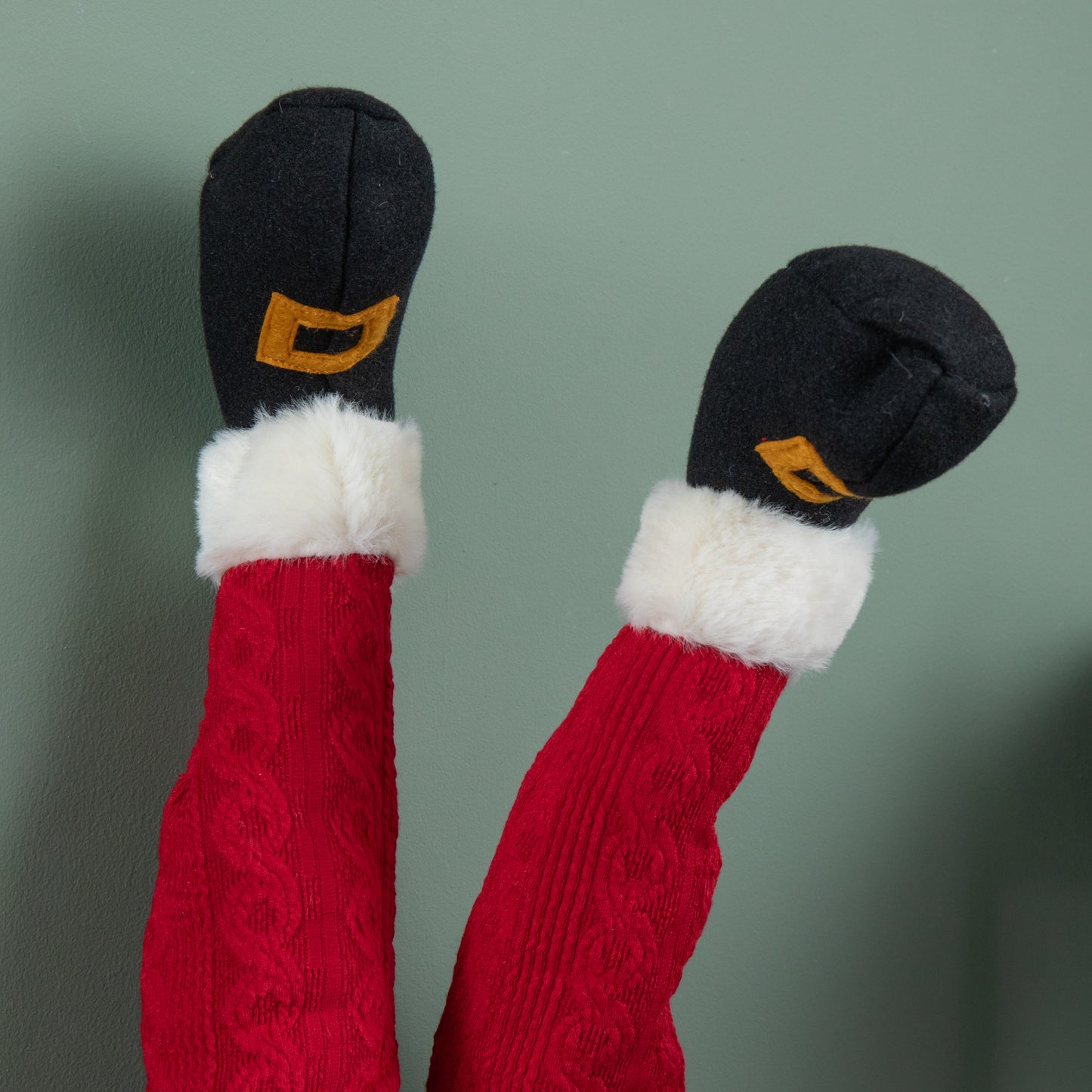 55cm Battery Operated Soft Animated Santa Kicking Legs Christmas Decoration