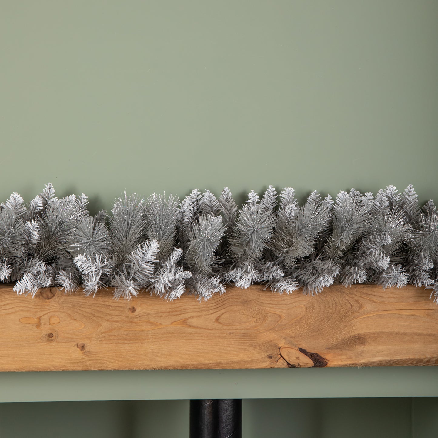 1.8m (6ft) Silver Christmas Garland with Glitter Tips