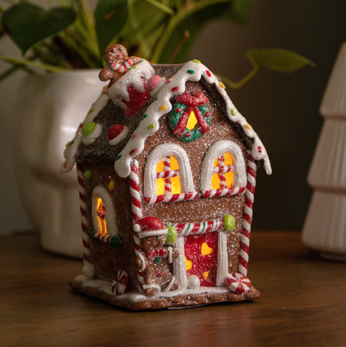 14cm Battery Operated Light up Gingerbread Candy Cottage with Warm White LEDs