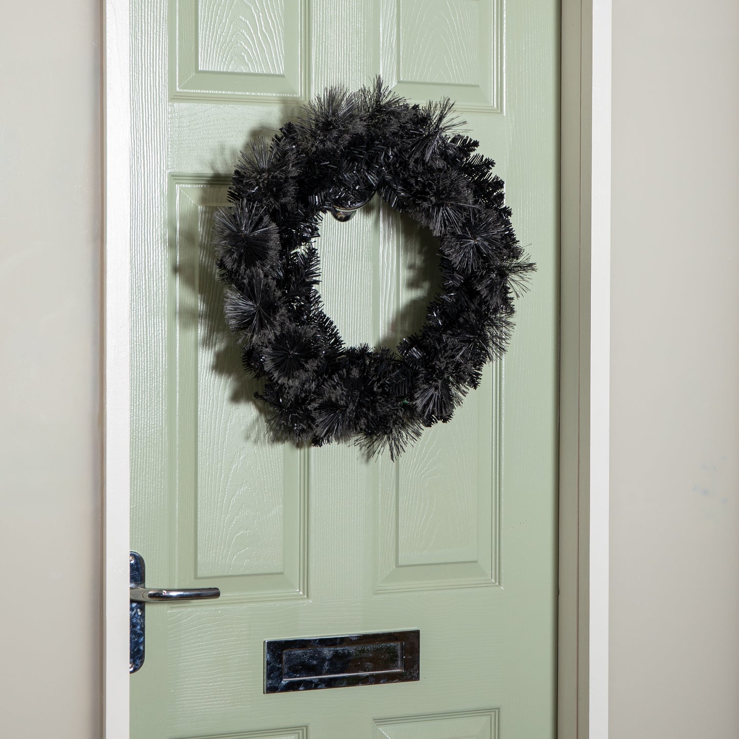 50cm Plain Black Tipped Hanging Christmas & Halloween Artificial Wreath