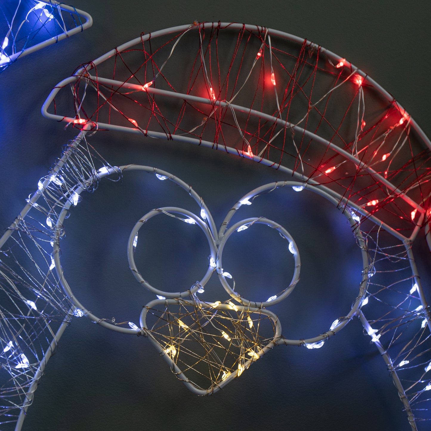 52cm Light up Christmas Penguin Dewdrop Silhouette with Twinkling LEDs