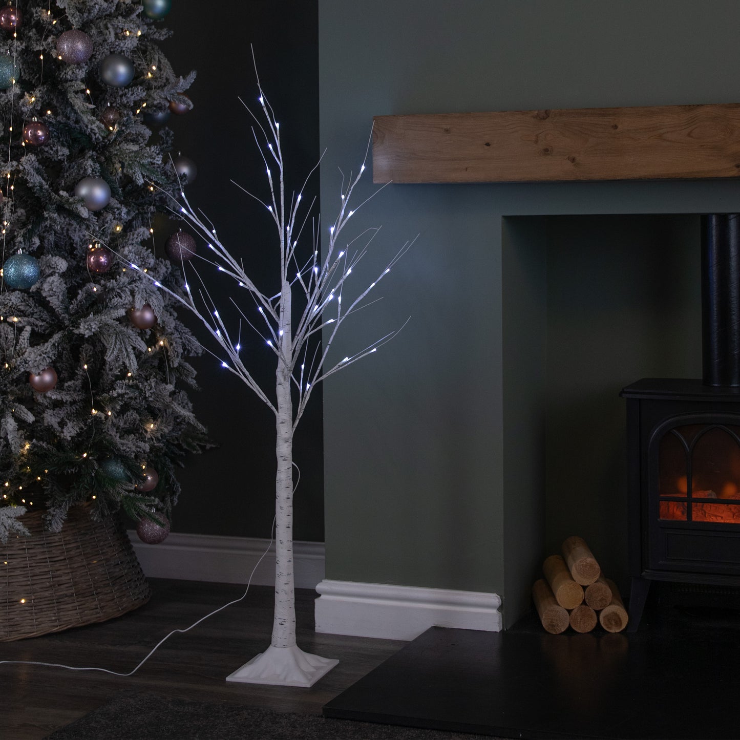 1.2m (4ft) Light up White Christmas Birch Tree with 48 Ice White LEDs