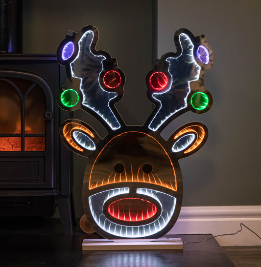 60cm Light up Stag's Head Christmas Infinity Decoration with Multi-Coloured LEDs