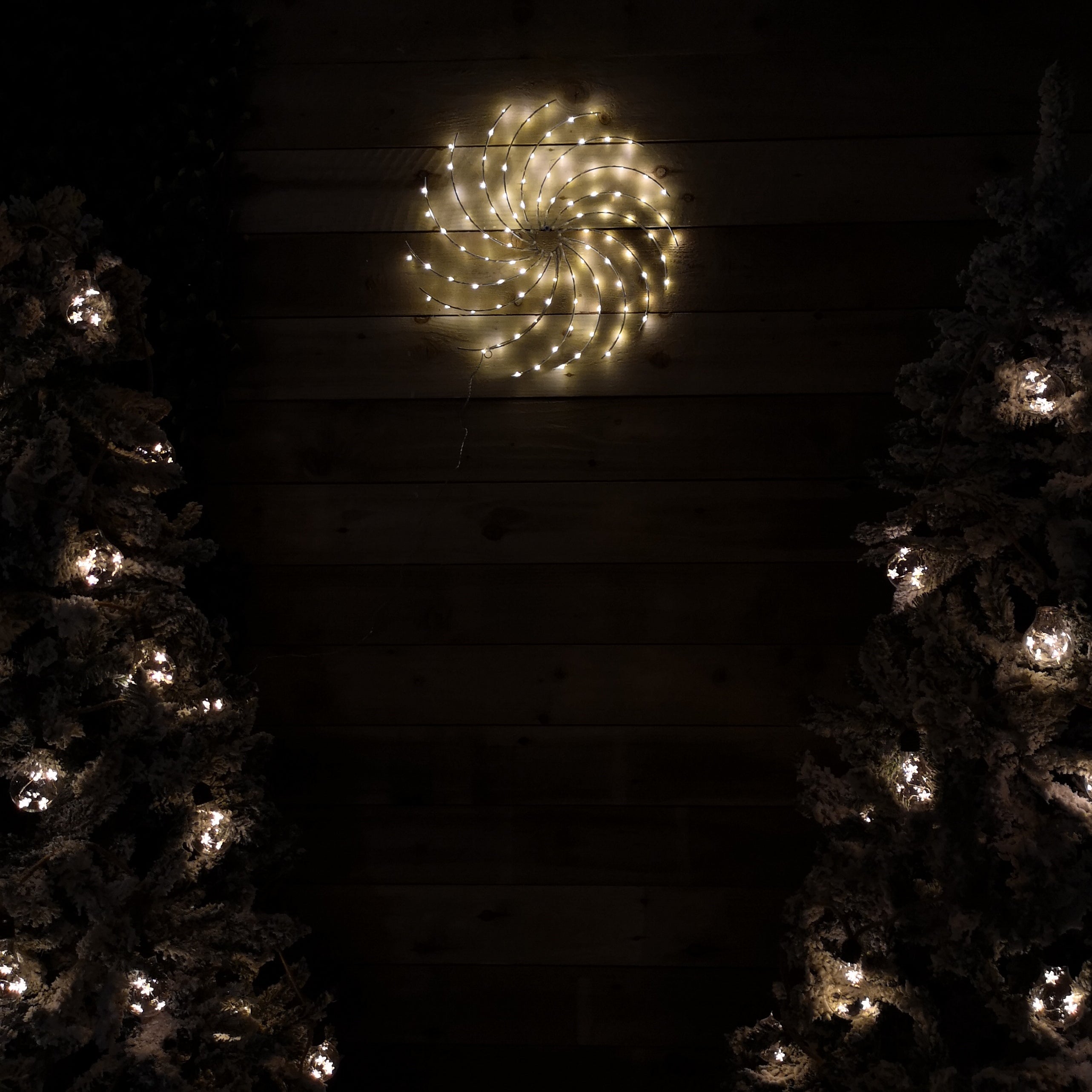 50cm Warm White LED Hanging Spiral Snowflake Light Christmas Decoration