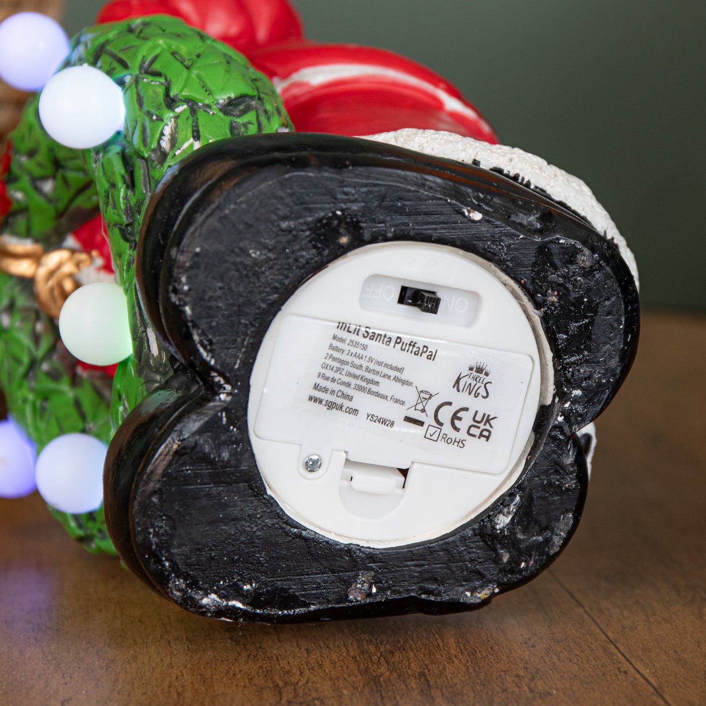 25cm Battery Powered Light up Santa Christmas Hand Painted Decoration with LEDs 