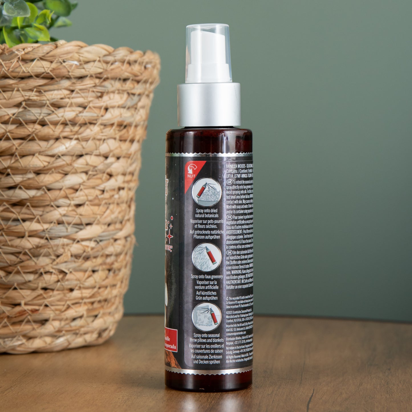 114ml Vanilla Woods Scentsicles Christmas Decoration Spray Mist