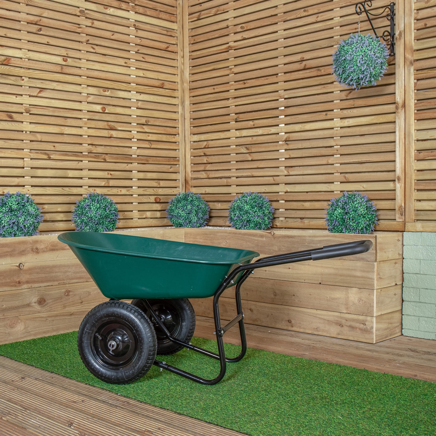 Heavy Duty 2 Wheel Outdoor Pneumatic Plastic Garden Wheelbarrow in Green