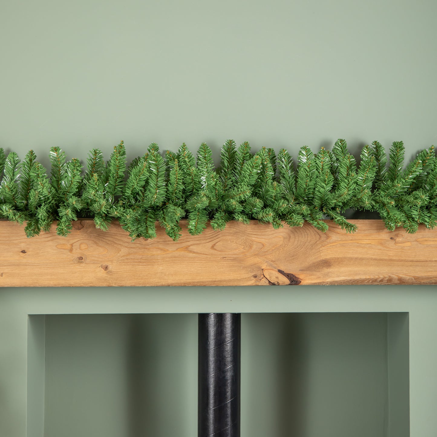 2.7m Plain Green Christmas Garland with 260 Bullet Tips