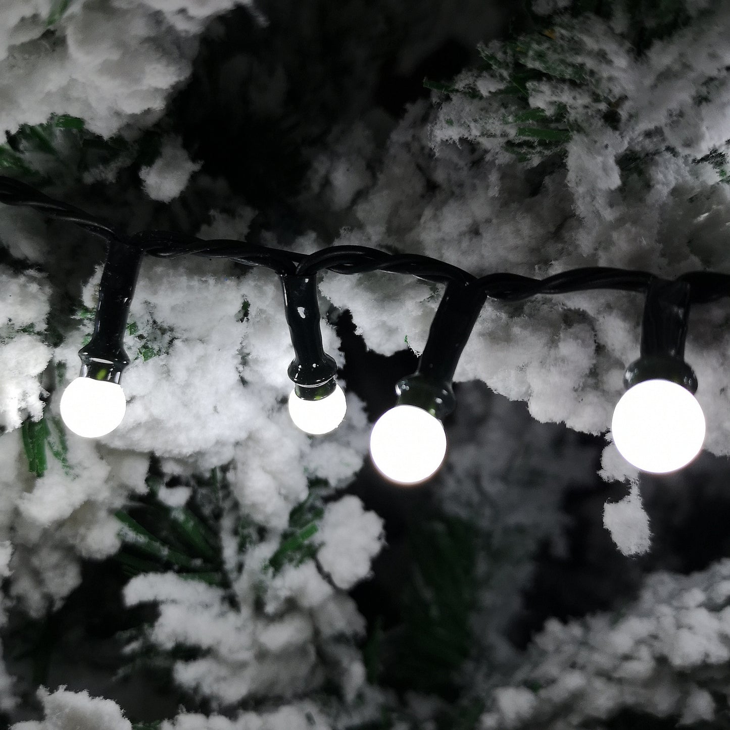 150 LED White String Lights - 3.75m Frosted Berry LED Christmas Tree Lights with Multi-Action Timer, Indoor & Outdoor Festive Garden Lights