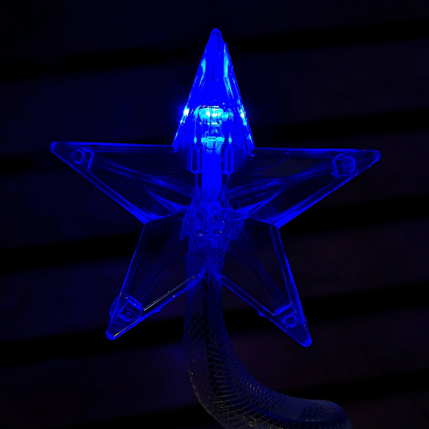 Set of 4 Battery Operated LED Multi Coloured Spiral Tree Path Lights Christmas Decoration with Timer