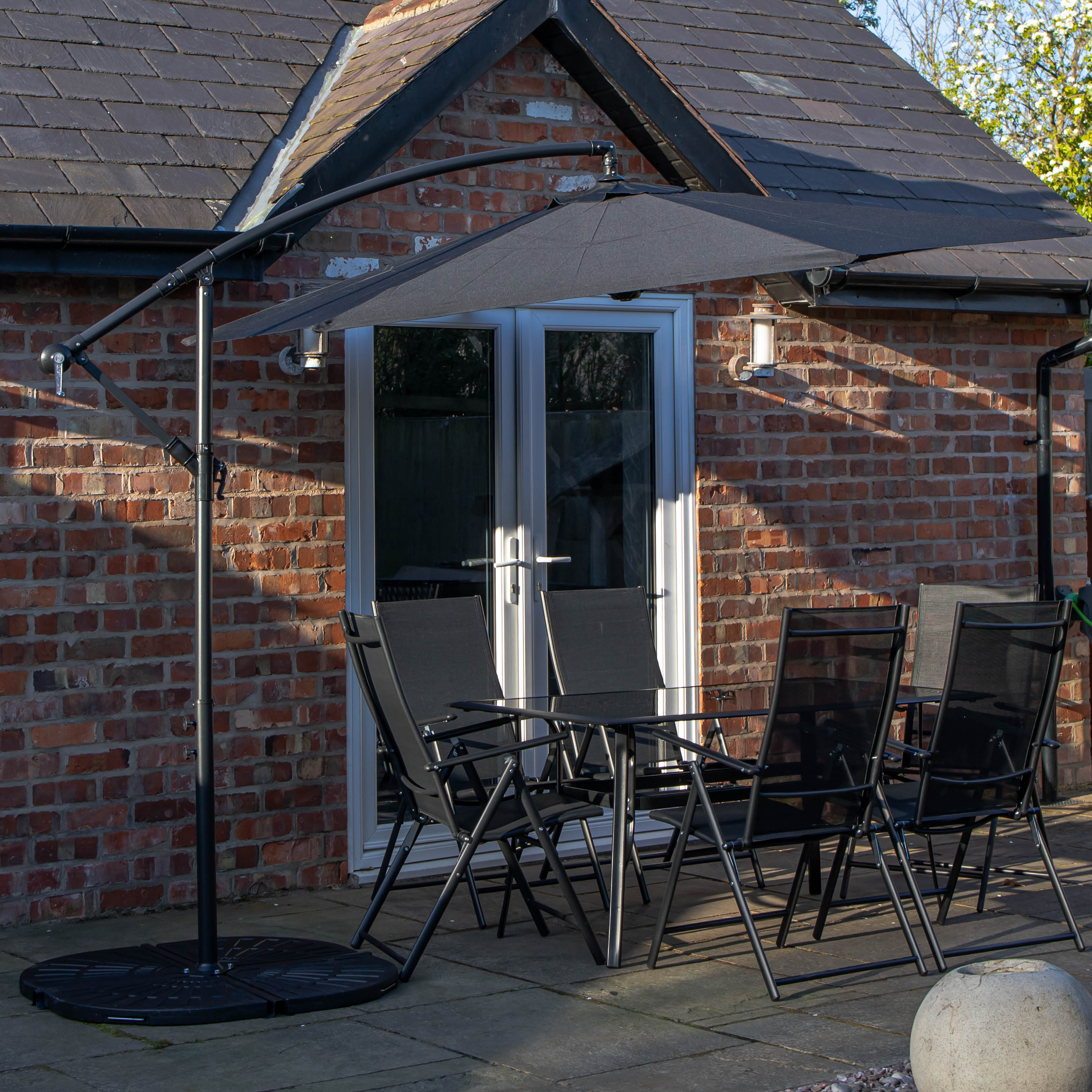 Outdoor 6 Person Rectangular Glass Top Garden Dining Table Chairs With Black Banana Parasol and Base