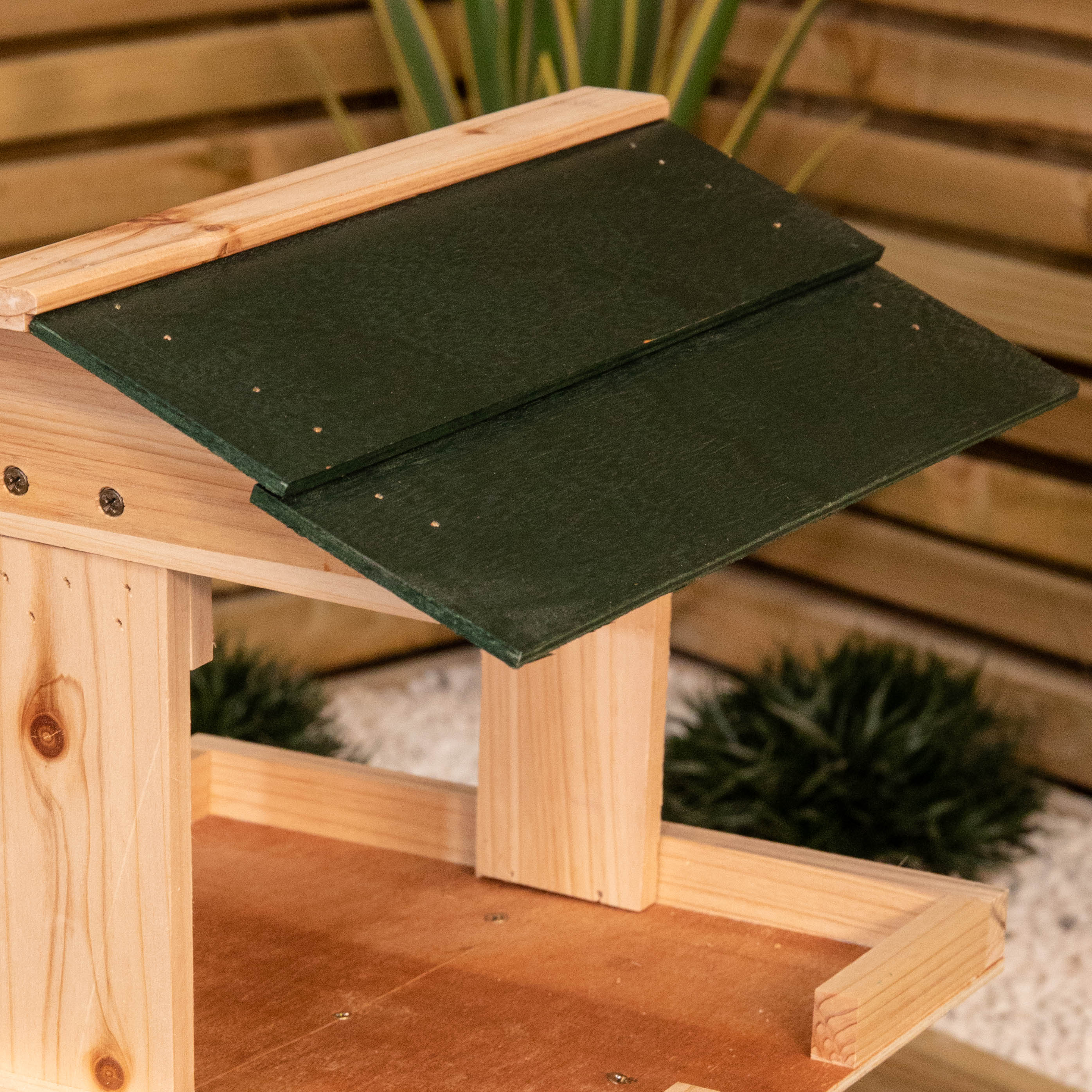 1.16m Freestanding Wooden Garden Bird Feeder Table