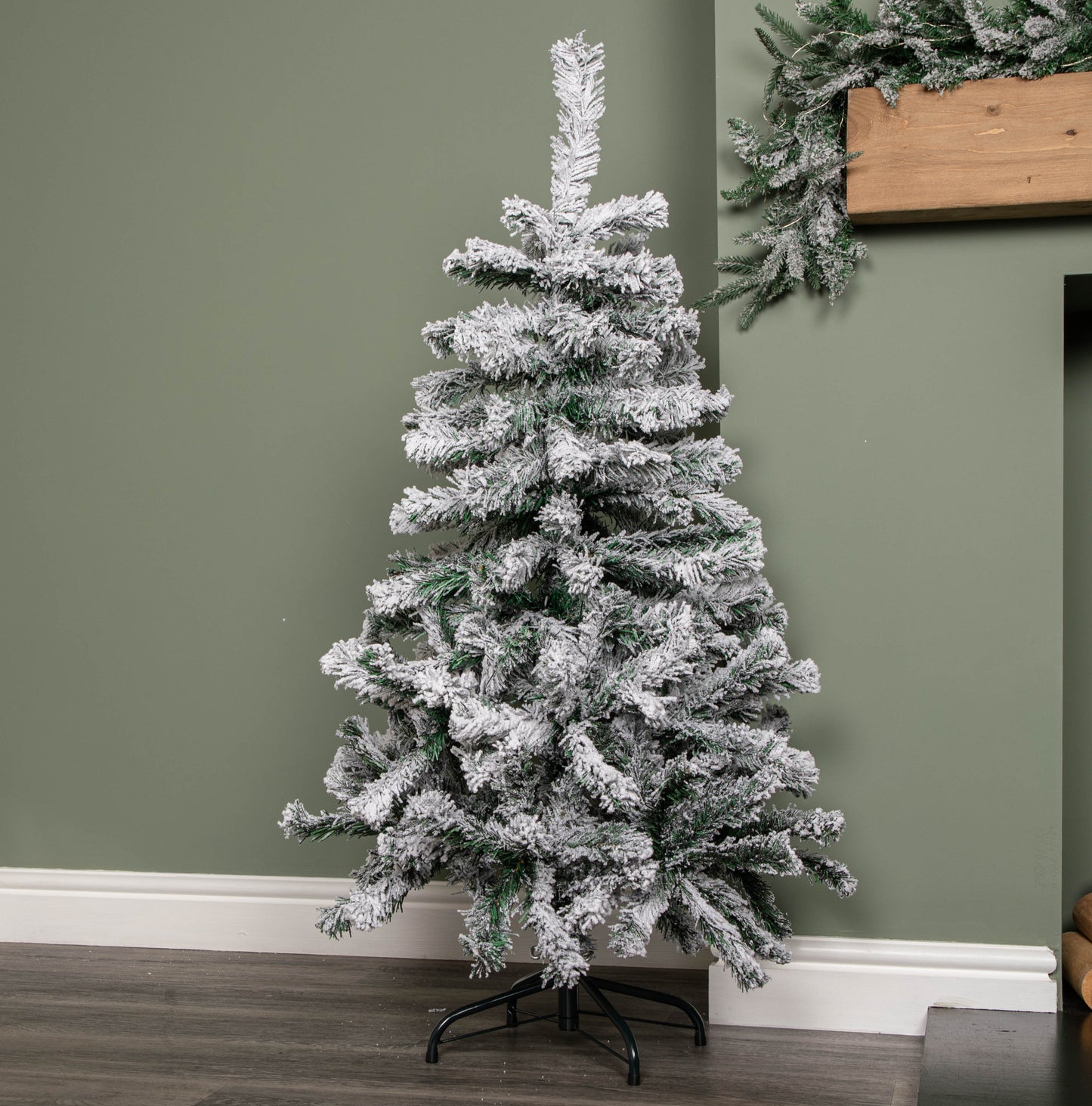Factory Seconds: 4ft (1.2m) Snow Flocked Artificial Christmas Tree with Green Metal Stand and 177 Tips