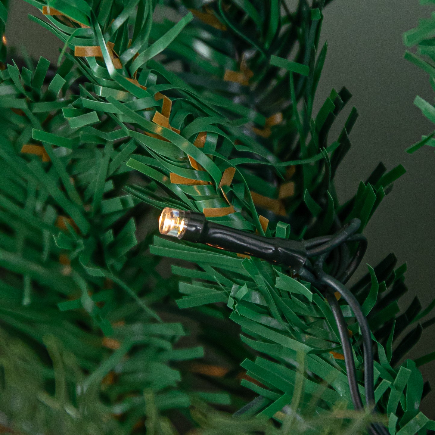 1.8m Plain Green Christmas Garland with 164 Tips and 50 Warm White LED Lights