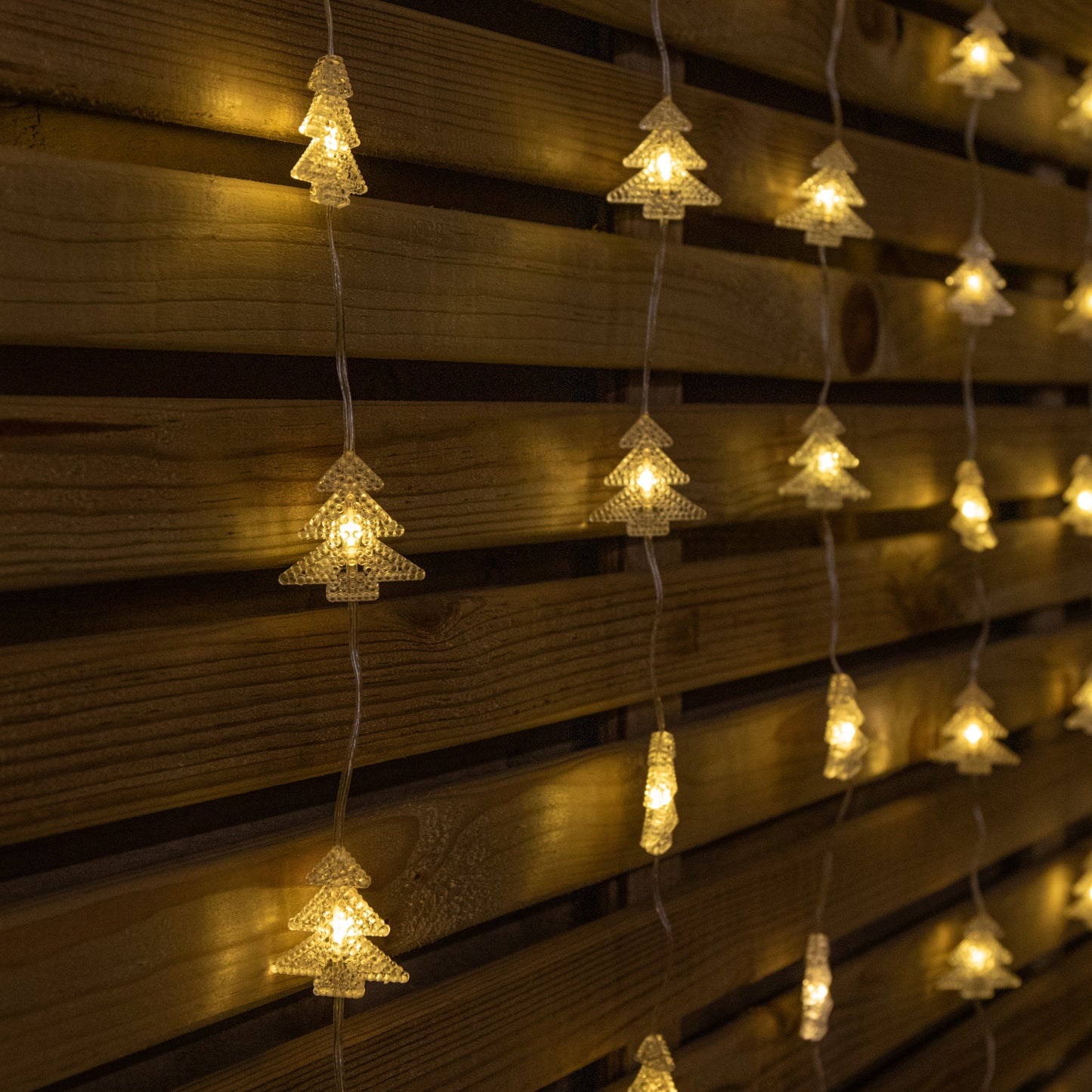 1.2 x 1.2m Light up Christmas Tree Curtain Lights with 108 Warm White LEDs