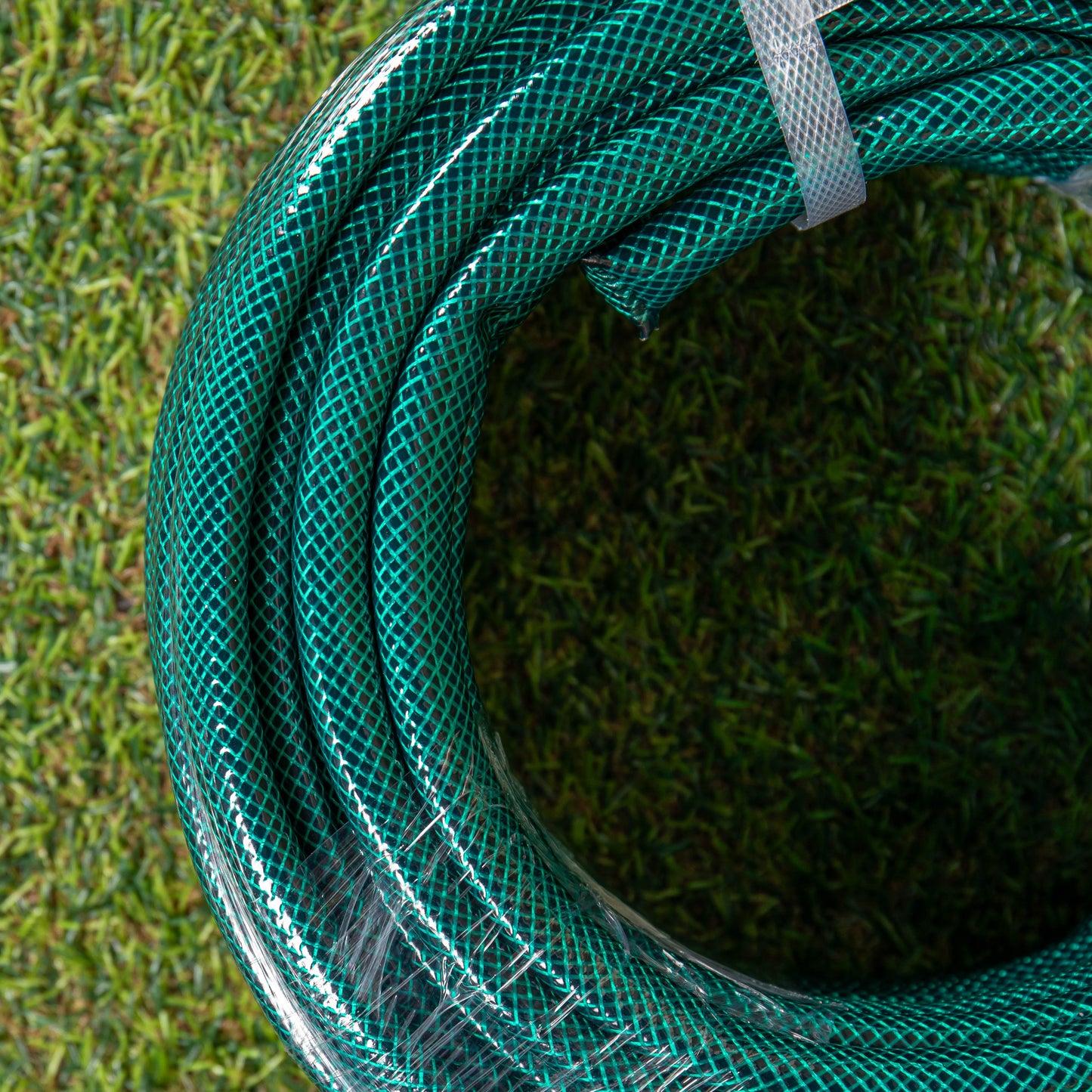 30m Reinforced Garden Hose Pipe / Hosepipe in  Green