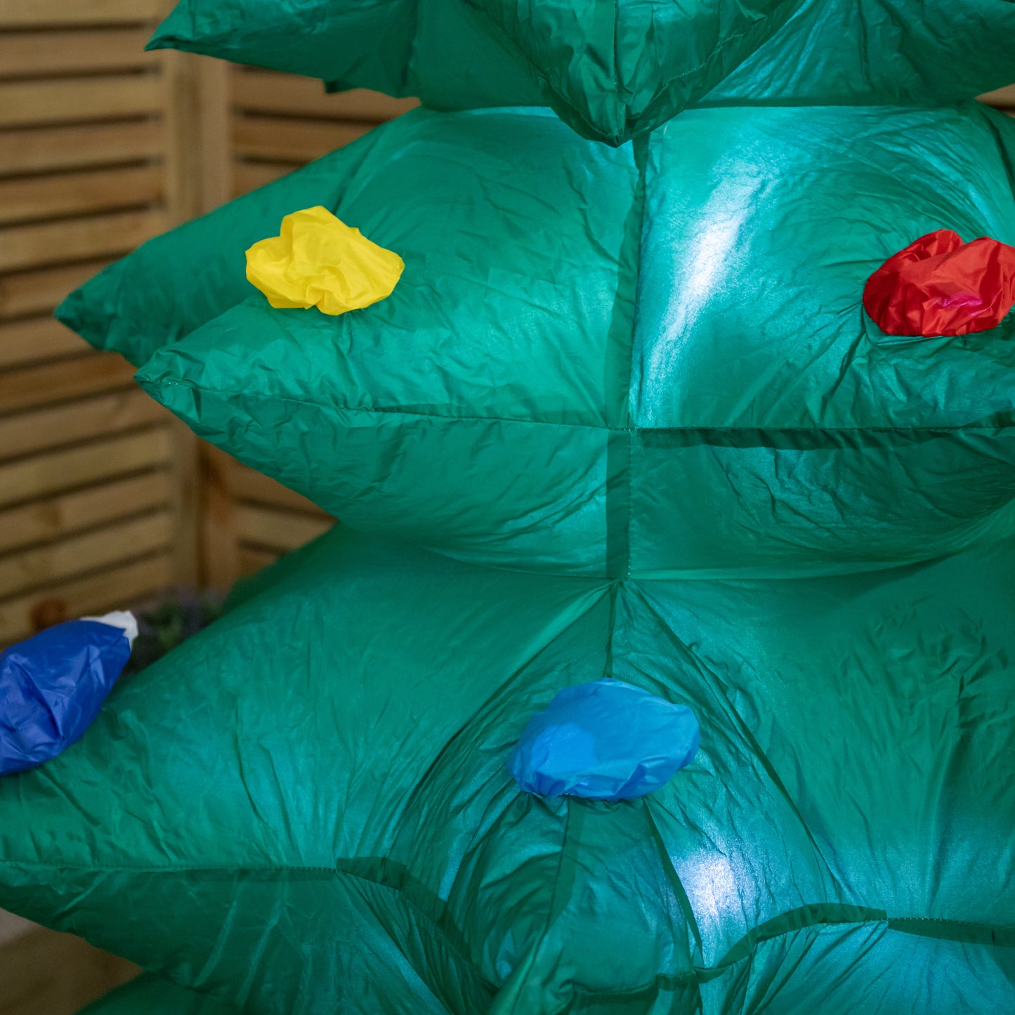 2.4m Tall Light up Christmas Tree Inflatable with Presents and LEDs