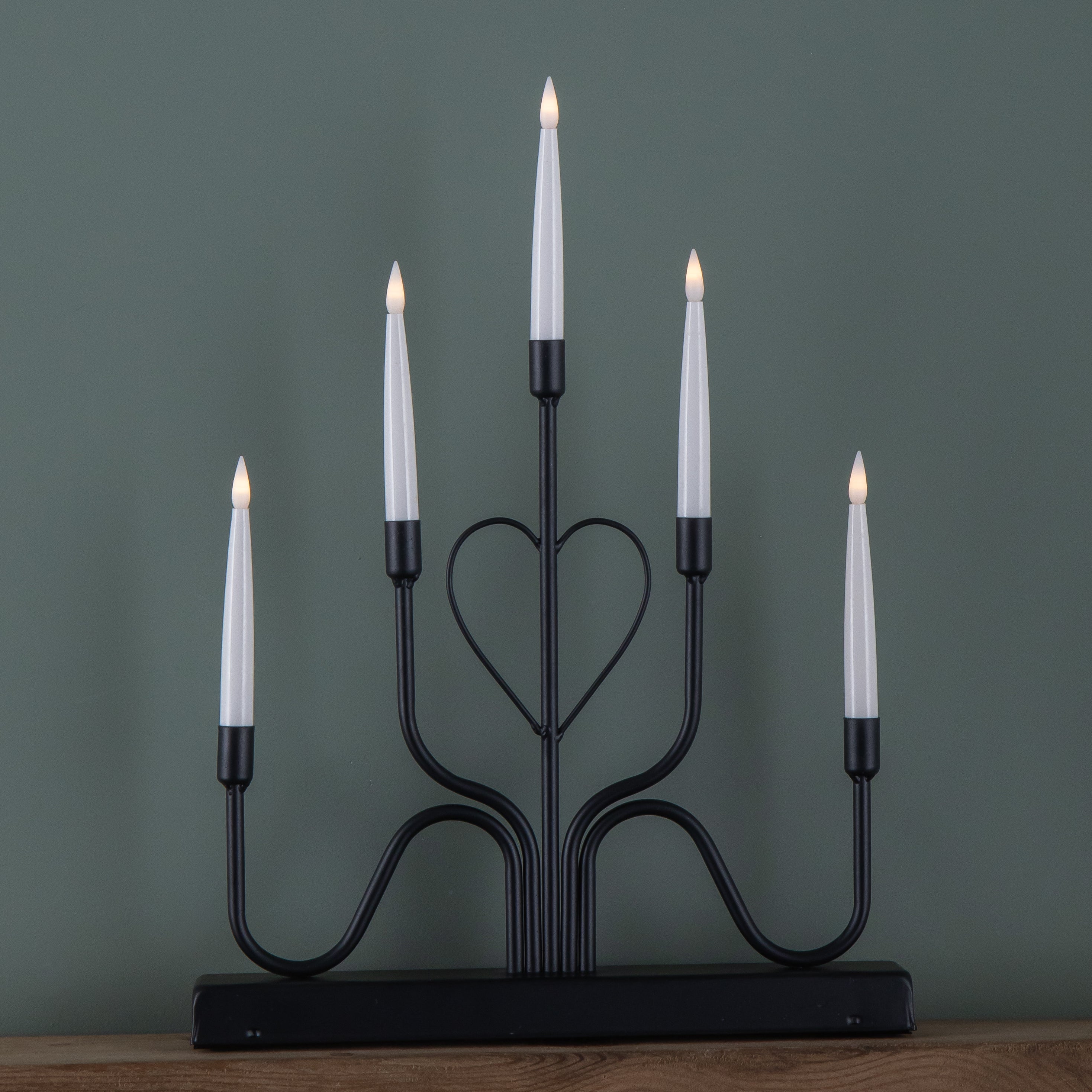 32cm Battery Operated Light up Black Metal Heart Christmas Candlebridge with 5 Warm White LEDs