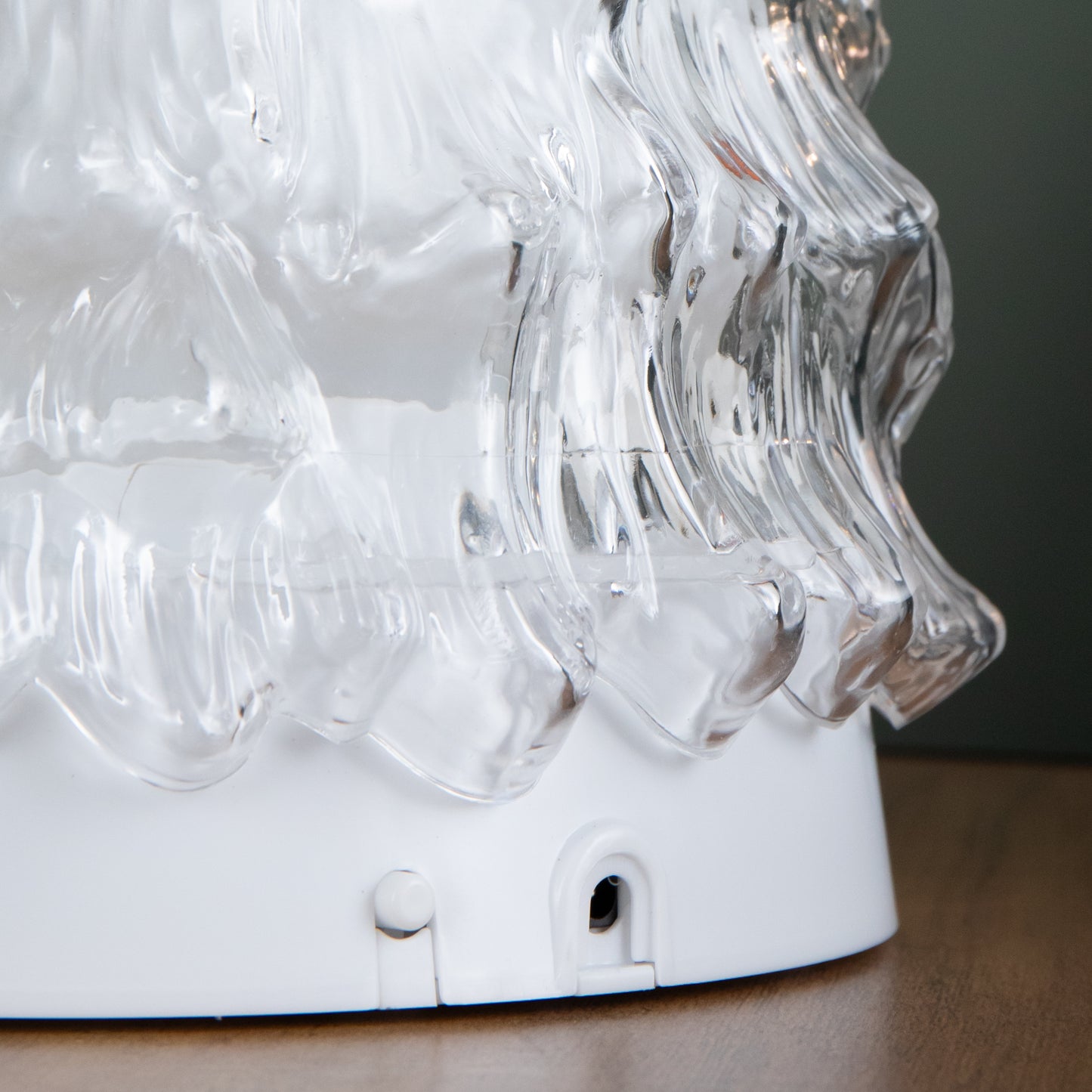 33cm Battery Operated Light up Christmas Tree Water Spinner with The Snowman & LEDs