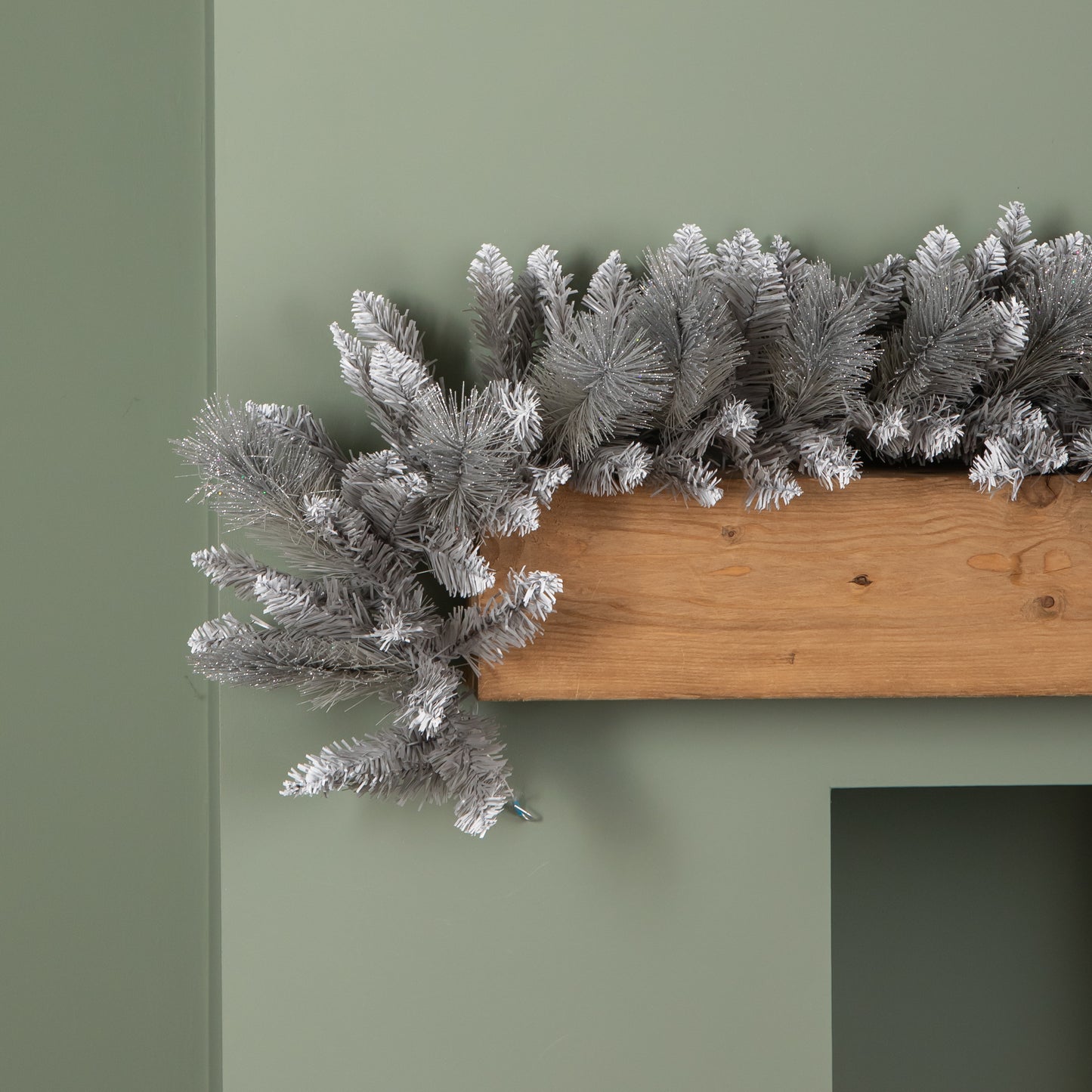 1.8m (6ft) Silver Christmas Garland with Glitter Tips