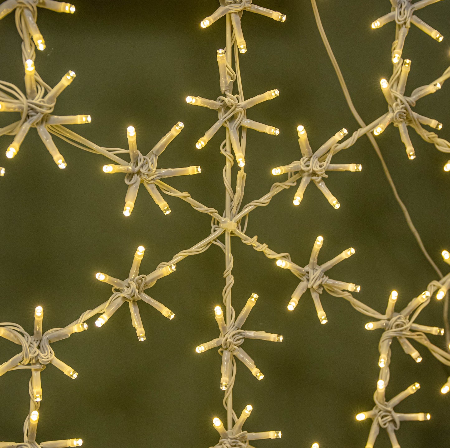 50cm Light up Hanging Christmas Snowflake with 180 Multi-Action Warm White LEDs