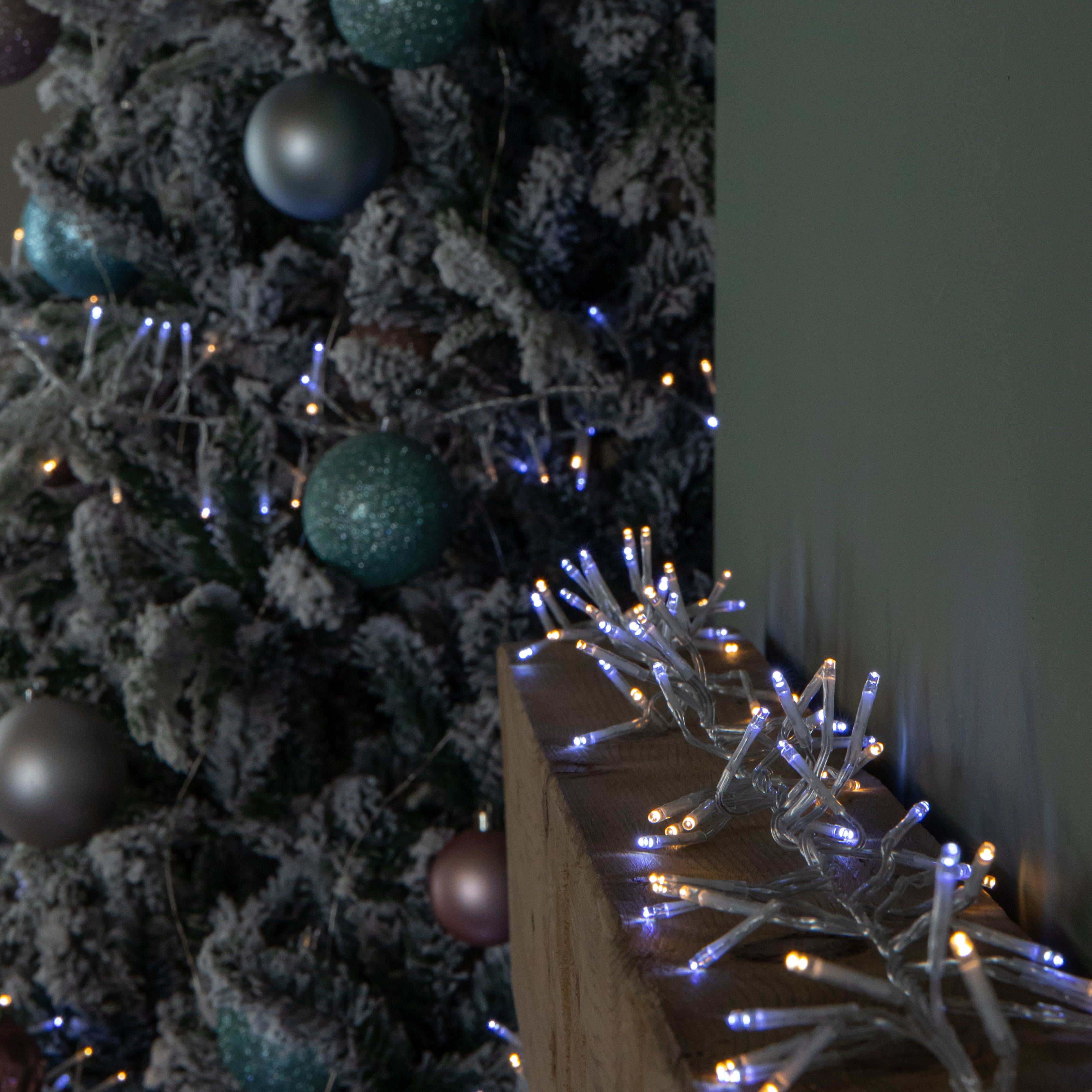 9.3m 720 LED Christmas Cluster String Lights with Timer in White & Warm White on Clear Cable