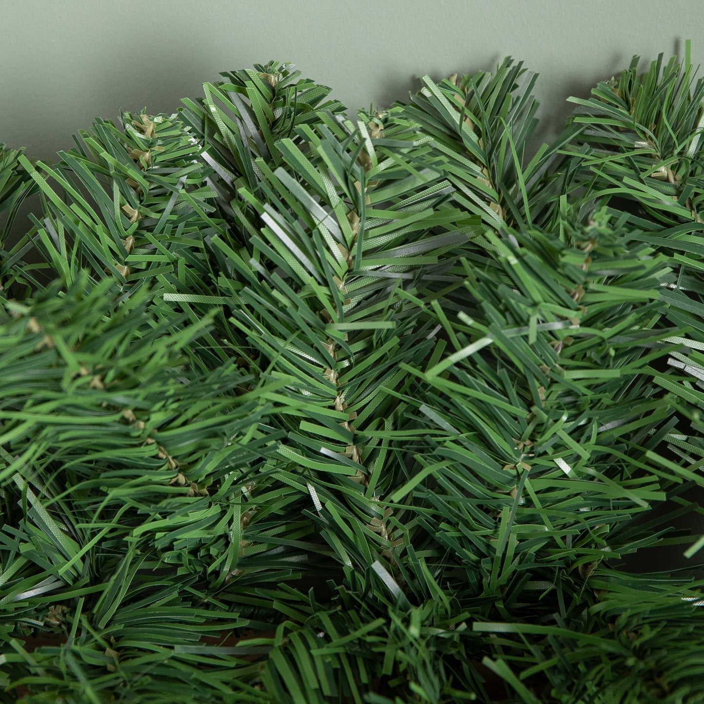 2.7m (9ft) Plain Green Imperial Pine Christmas Garland