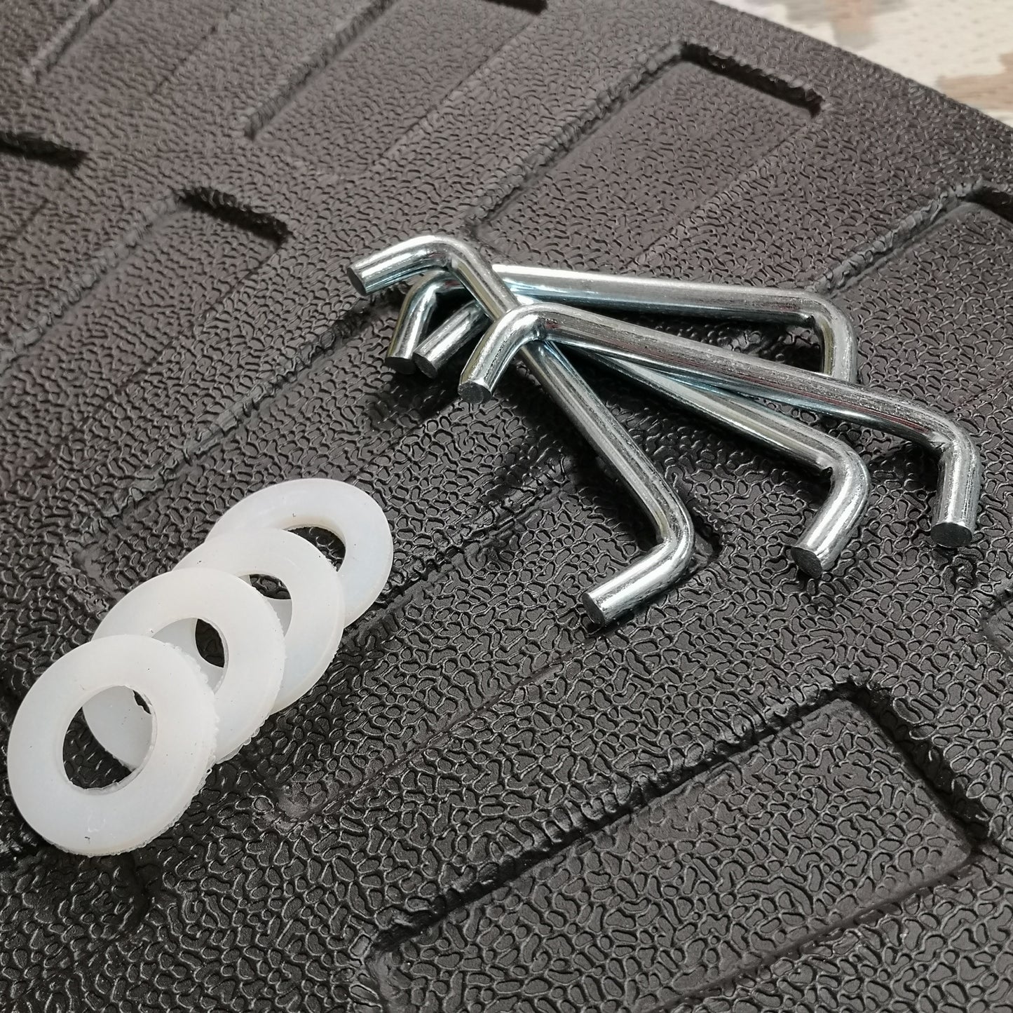 Factory Seconds: Samuel Alexander 70kg 4 PCS Cantilever Parasol Base Weights Set Water or Sand Heavy Duty Parasol Weights for Banana and Hanging Garden Furniture Patio Decking Canopy Outdoor Large Garden Parasol Weights