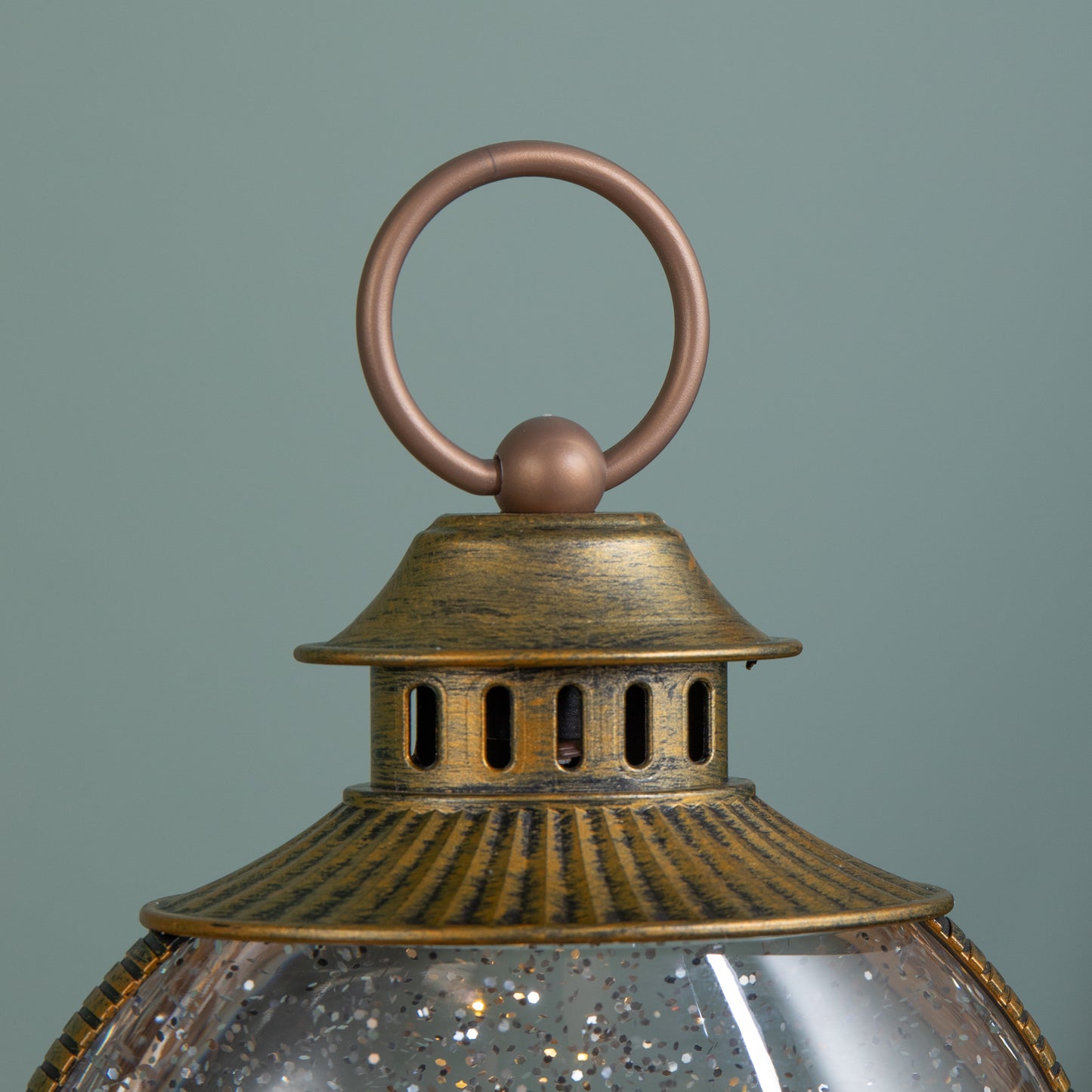 22cm Dual Powered Light up Antique Gold Christmas Robin Water Spinner with LEDs